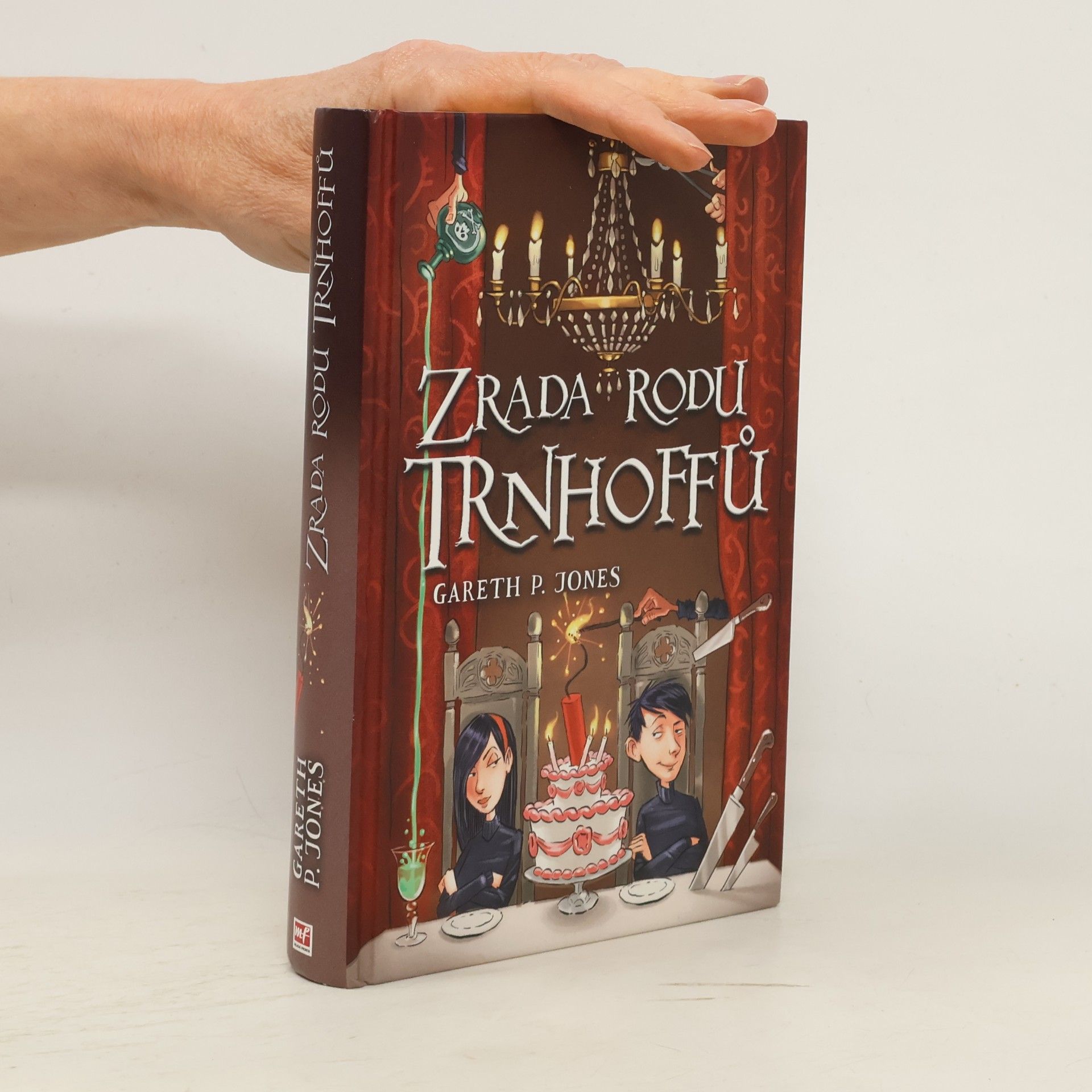 Gareth P. Jones Zrada rodu Trnhoffů
