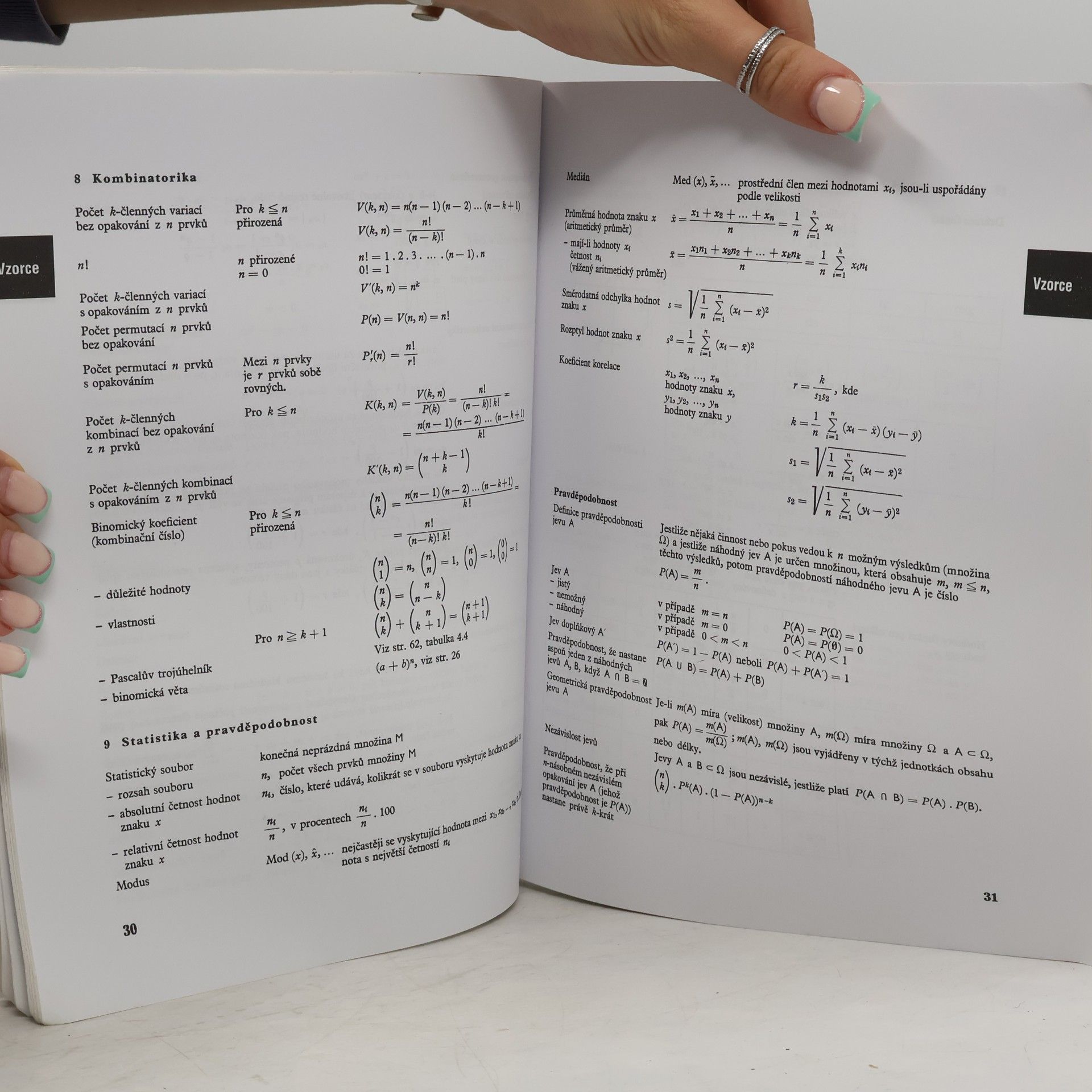 Collectif d'auteurs Matematické, fyzikální a chemické tabulky pro střední školy