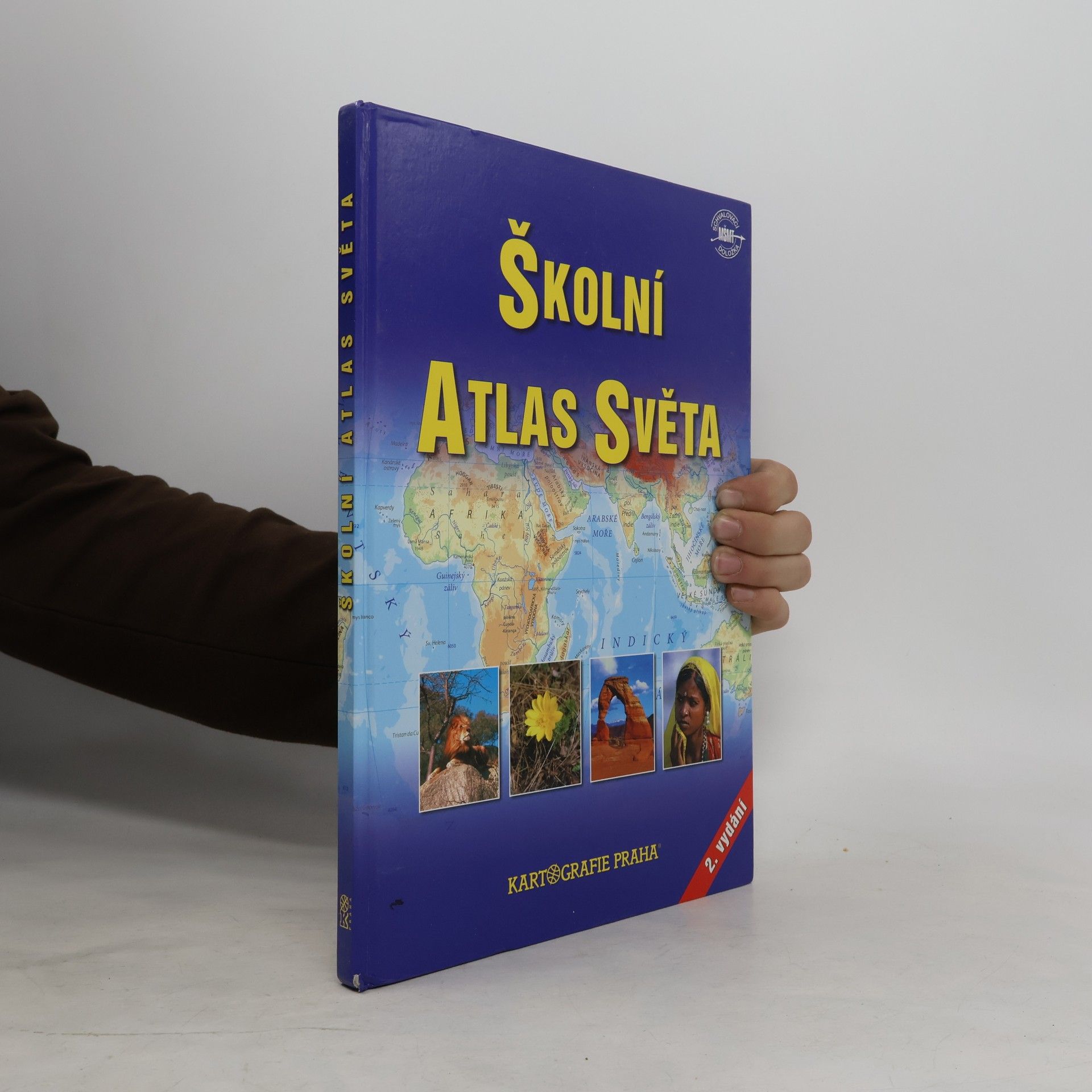 Kolektiv autorů Školní atlas světa