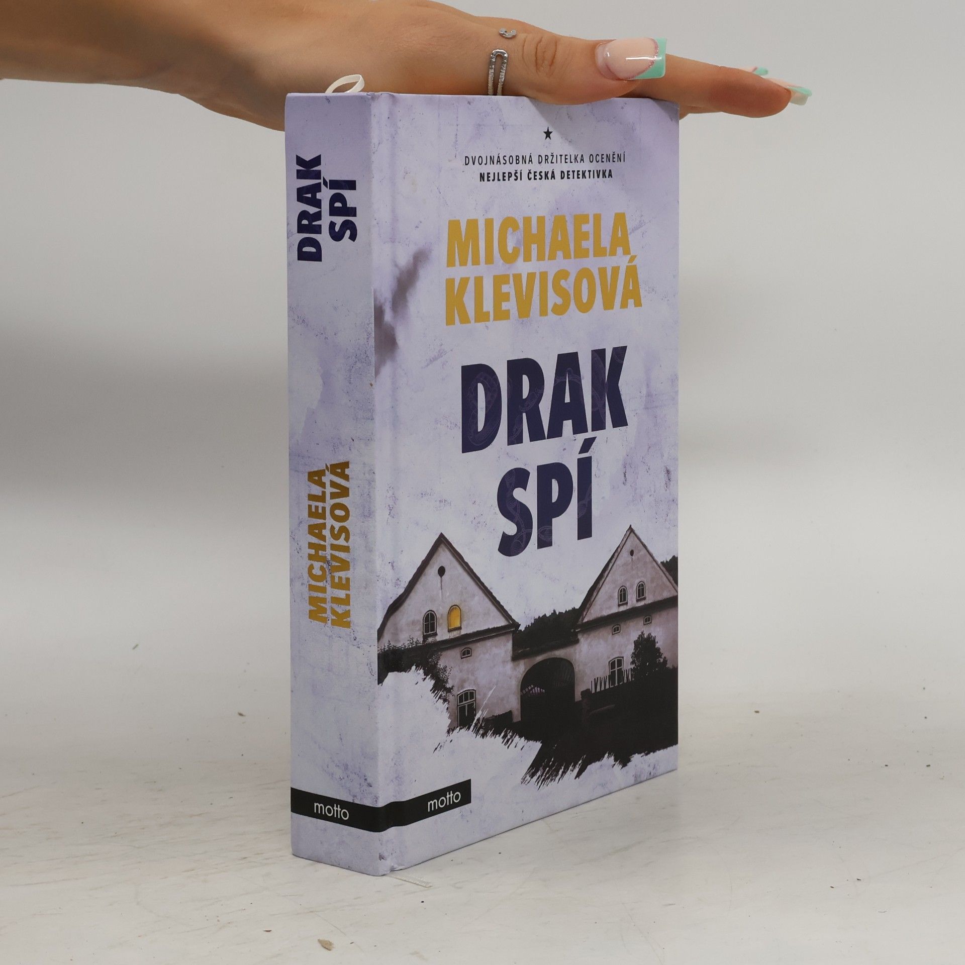 Michaela Klevisová Drak spí