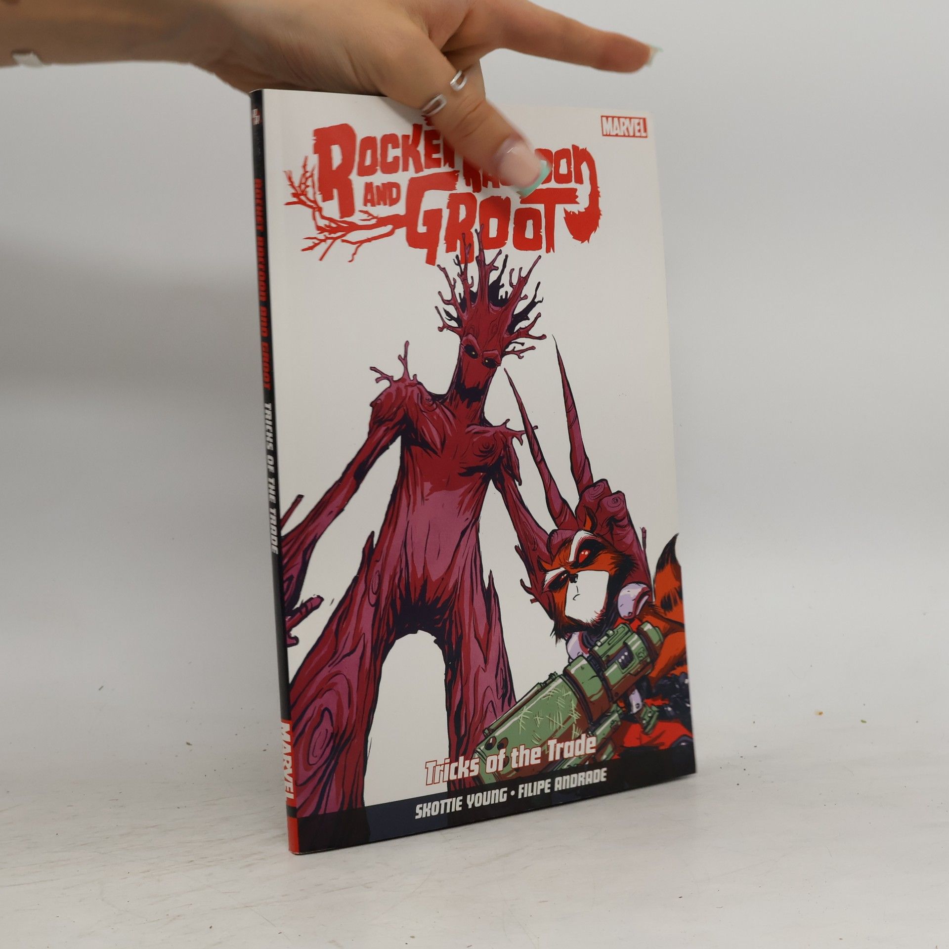 Skottie Young Rocket Raccoon & Groot Volume 1