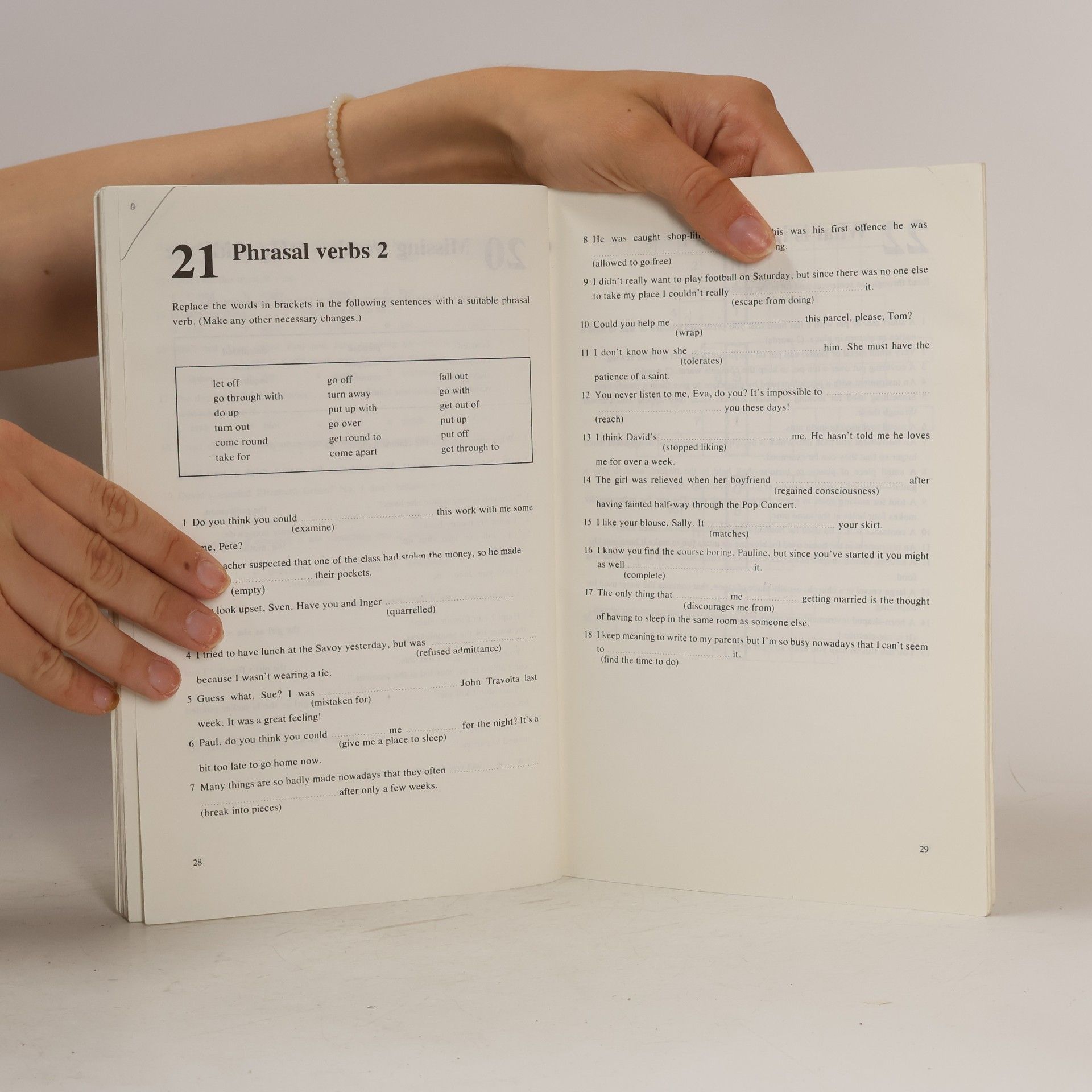 Peter Watcyn-Jones Test Your Vocabulary 4
