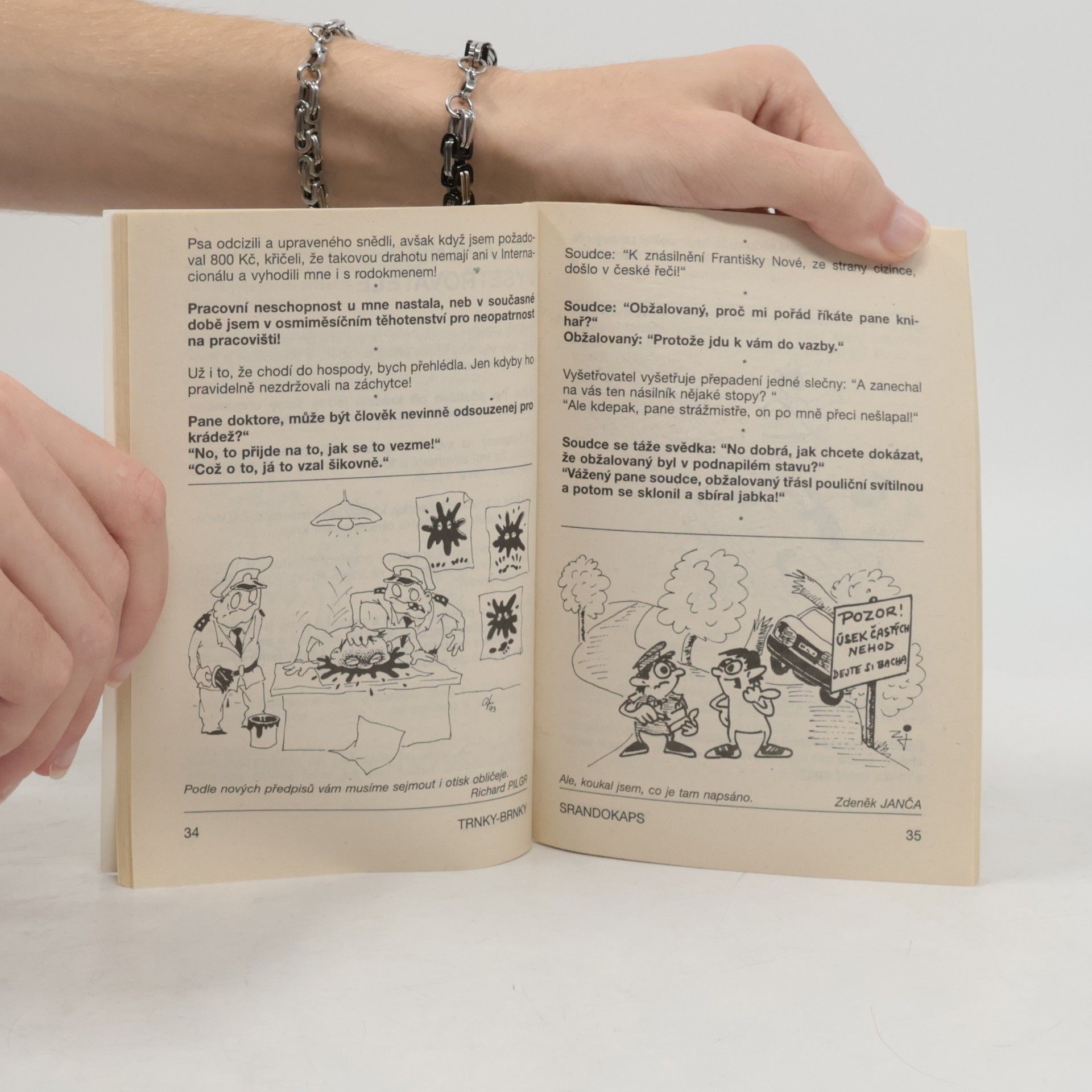 Autorenkollektiv Srandokaps 7: Horká linka 158