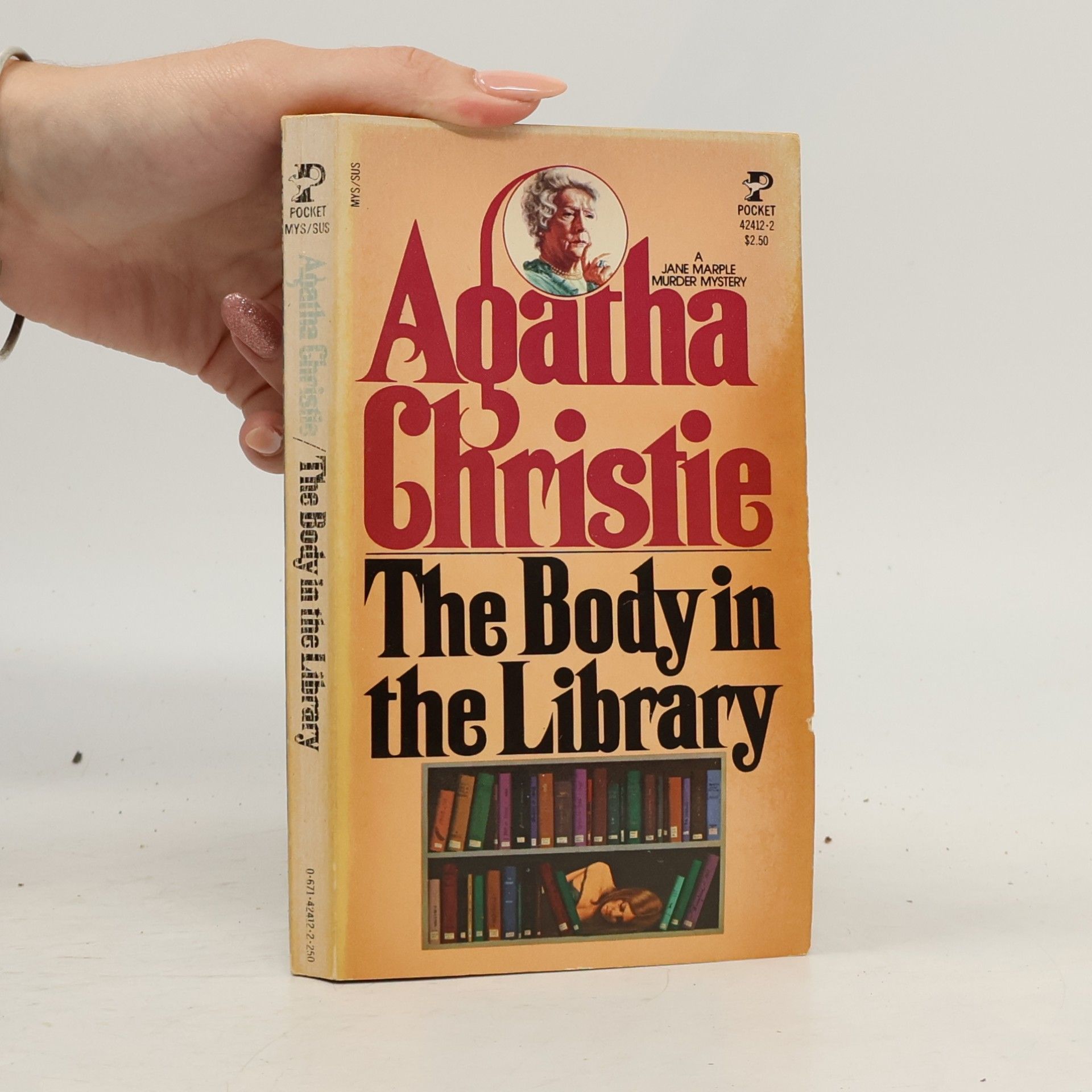 Agatha Christie The Body in the Library