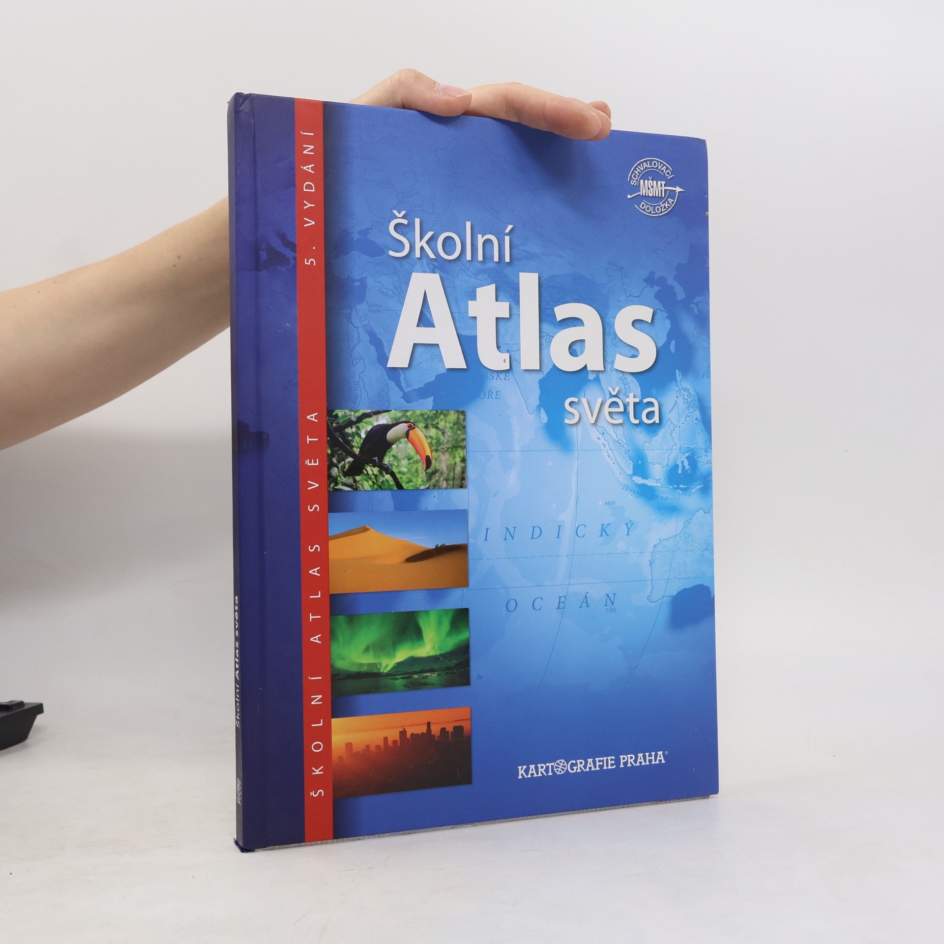 Autorenkollektiv Školní atlas světa