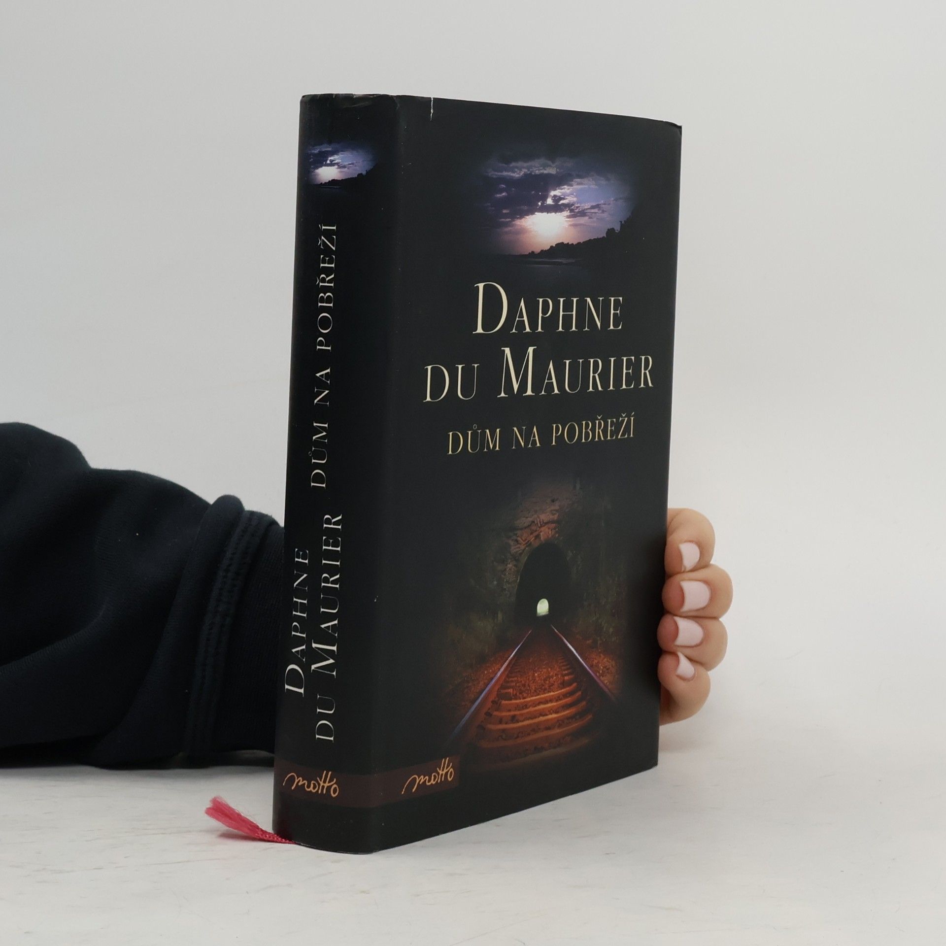 Daphne Du Maurier Dům na pobřeží