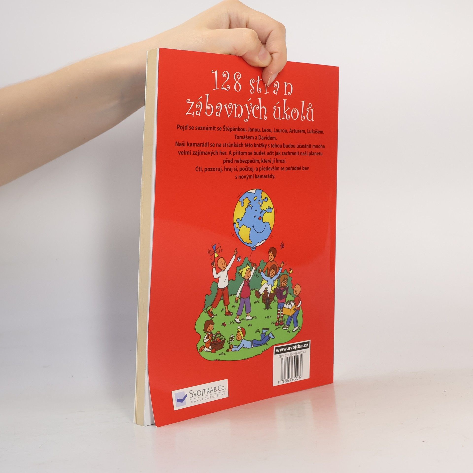 kolektiv 128 stran zábavných úkolů