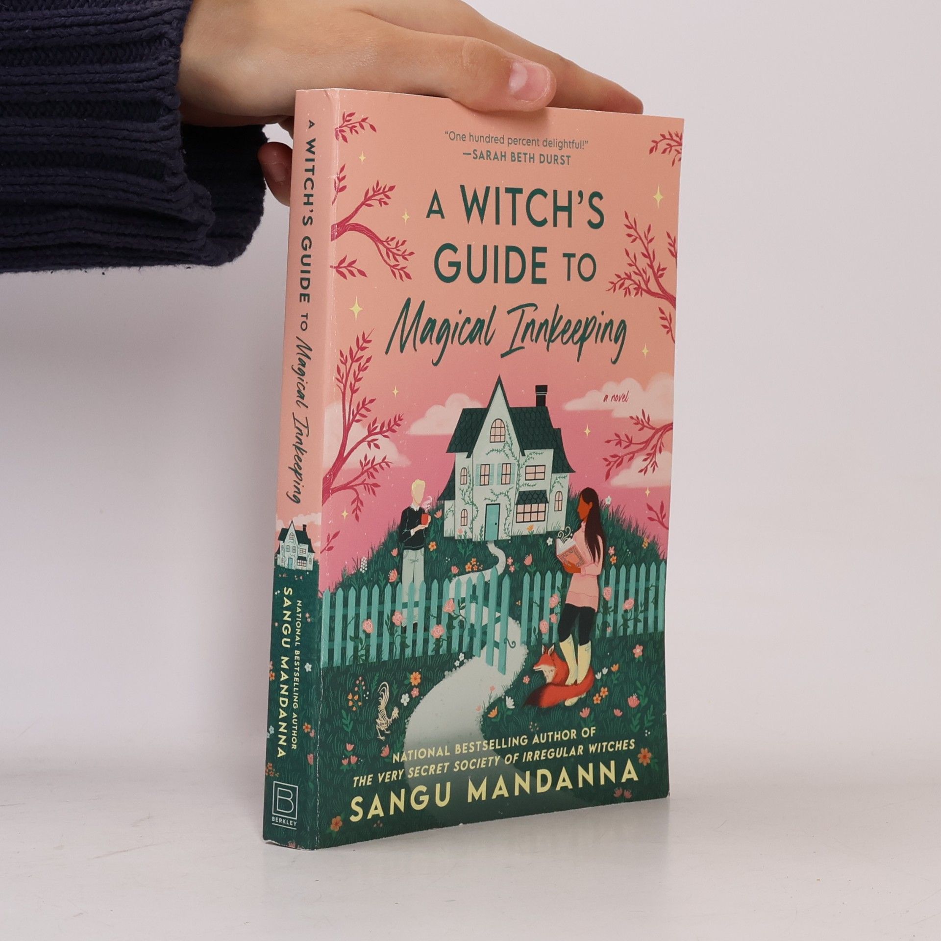 Sangu Mandanna A Witch's Guide to Magical Innkeeping (English Edition)