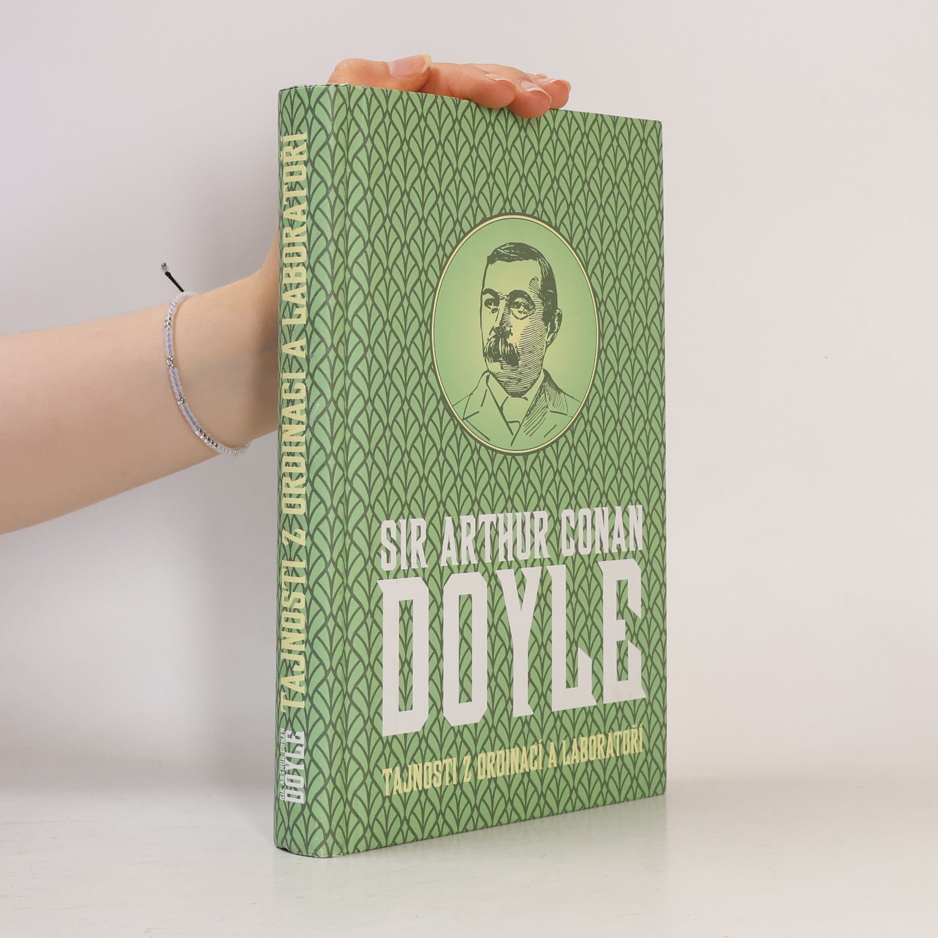 Arthur Conan Doyle Tajnosti z ordinací a laboratoří