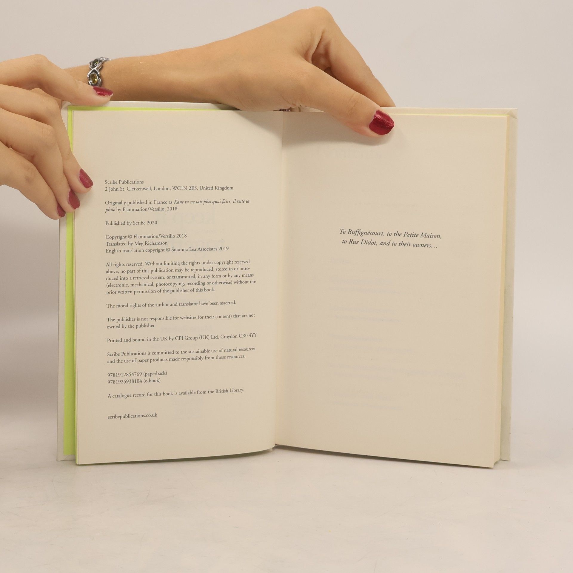Marie Robert Keep it together : philosophy for everyday emergencies
