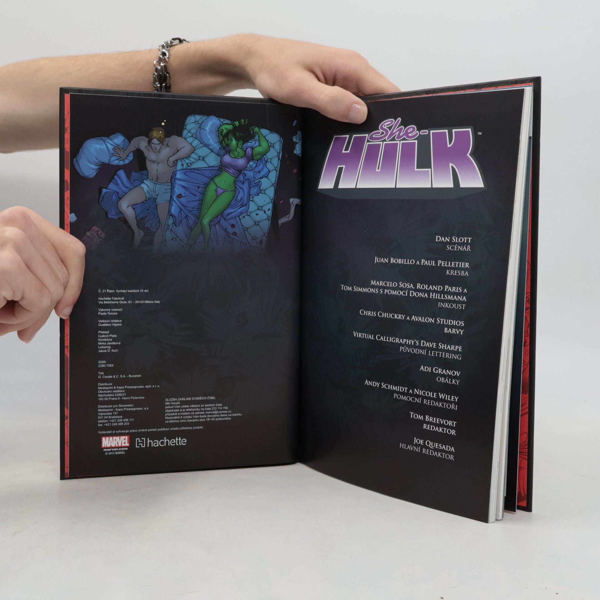 Dan Slott She-Hulk. Svobodná, úspěšná, zelená