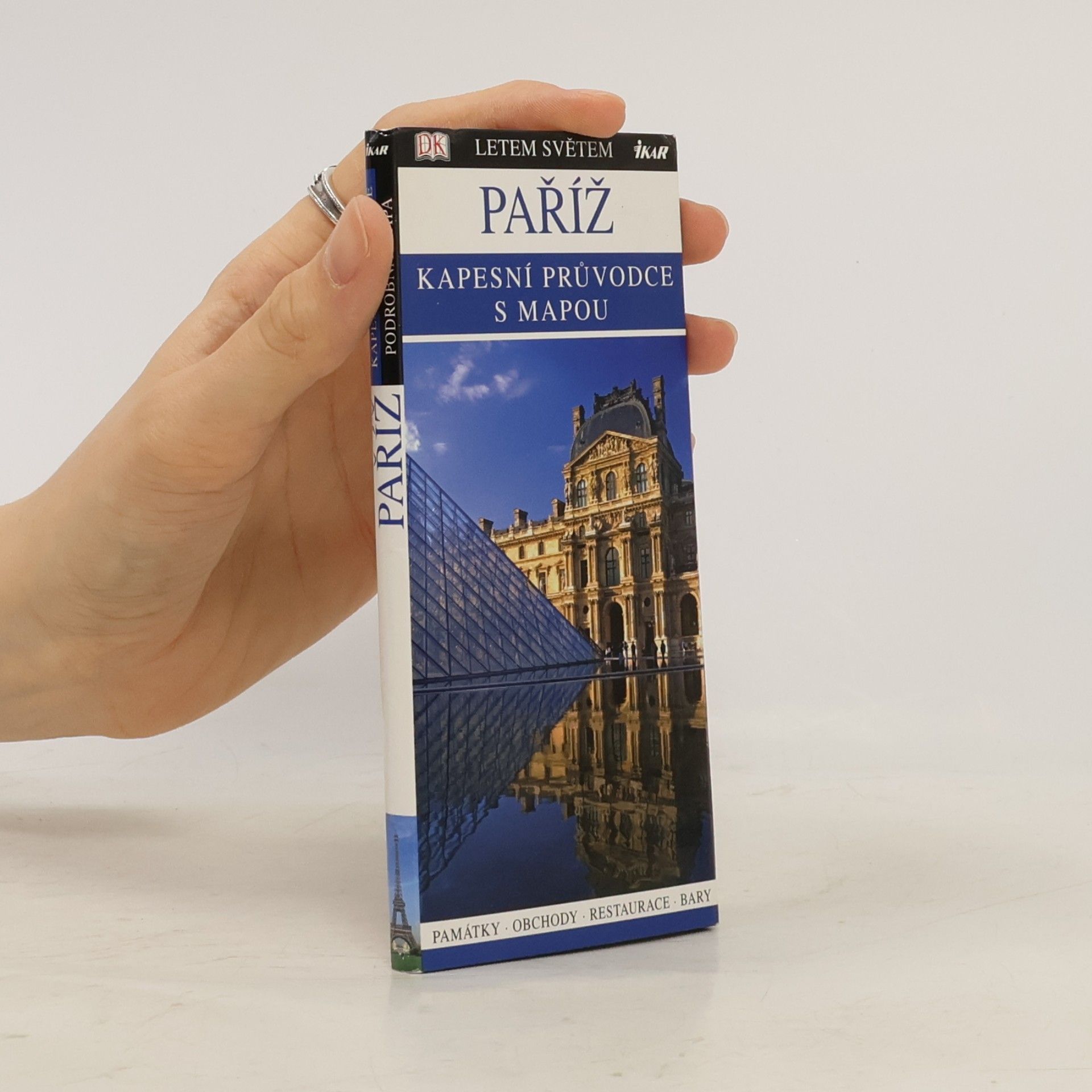 nezn. Paříž : kapesní průvodce s mapou