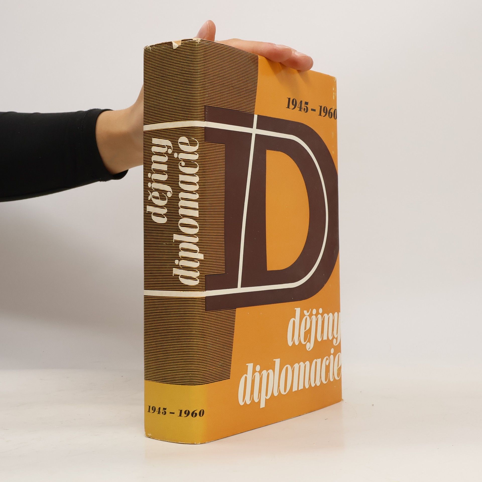 Dějiny diplomacie 1945-1960
