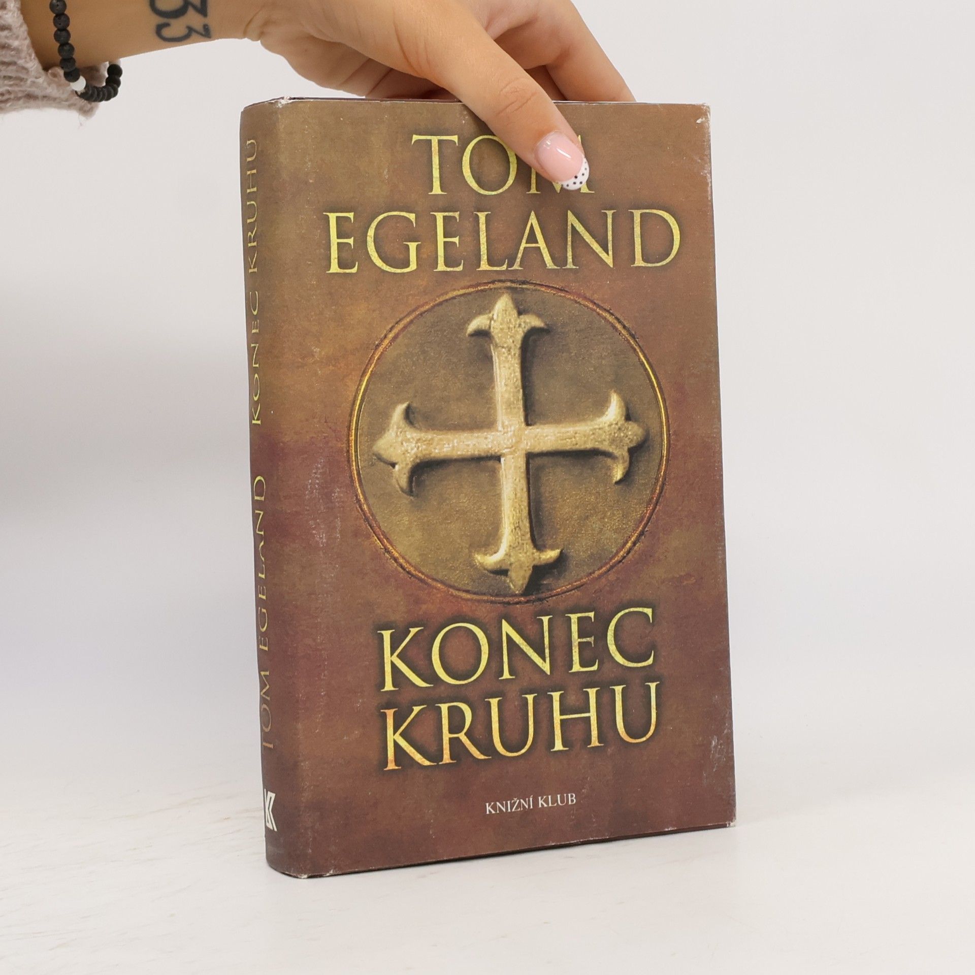 Tom Egeland Konec kruhu