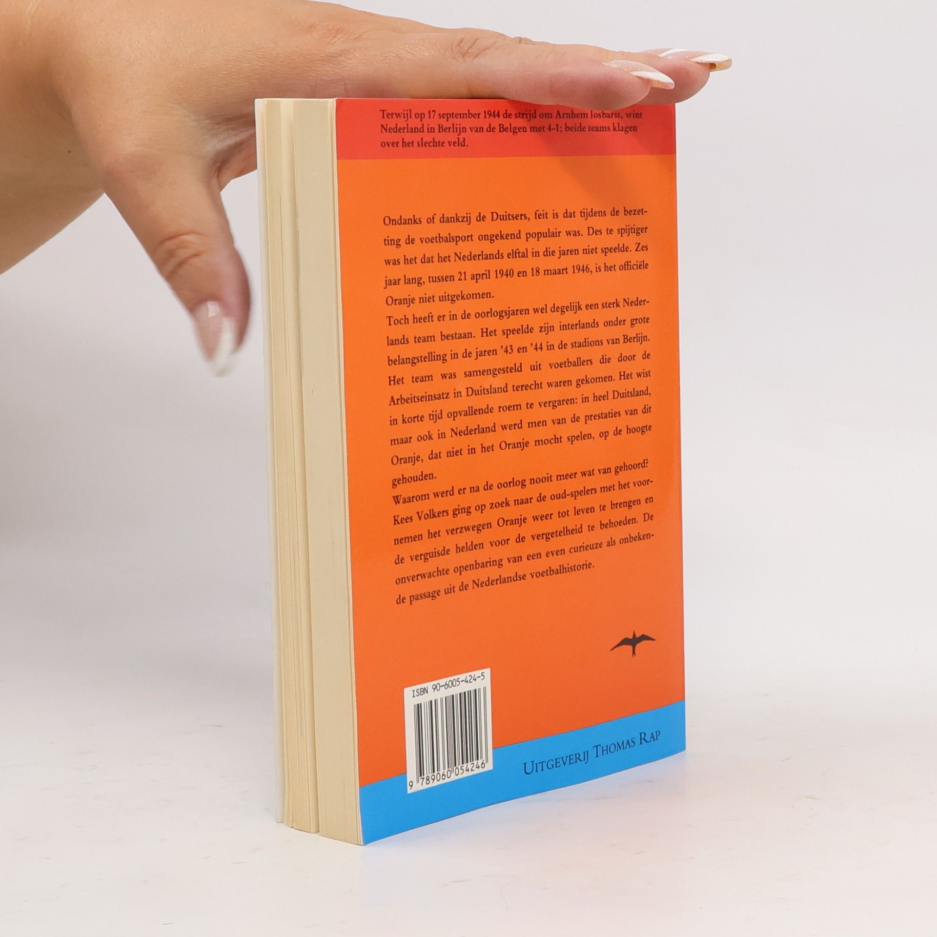 Kees Volkers Het verzwegen Oranje (Nederlandse sportbibliotheek)