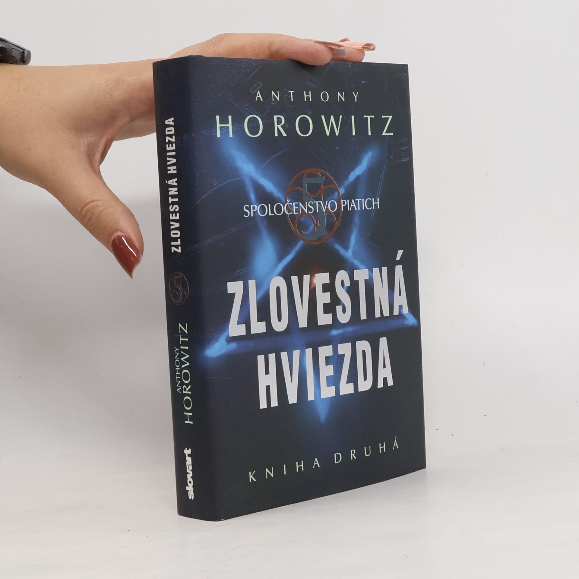 Anthony Horowitz Zlovestná hviezda