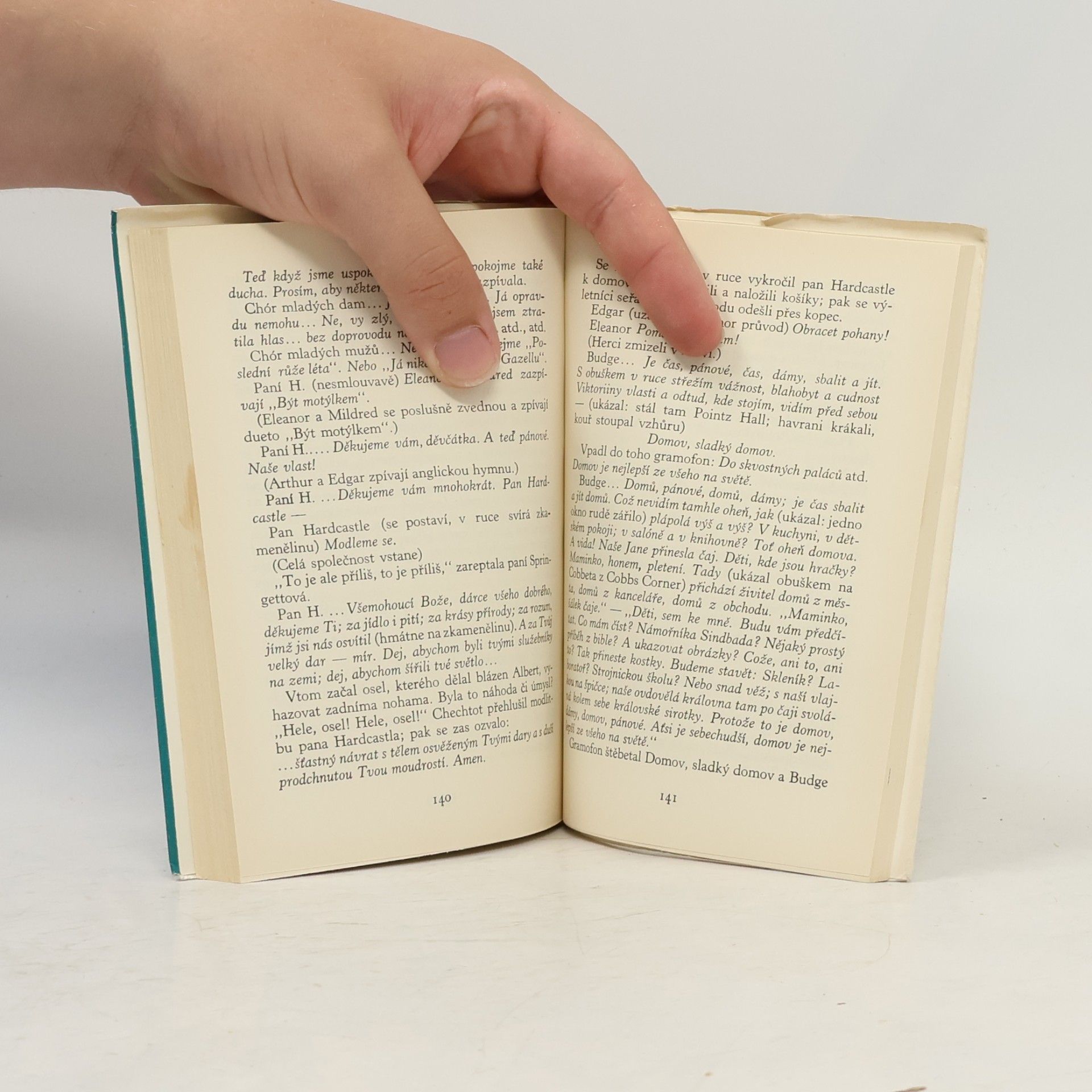 Virginia Woolf Mezi akty