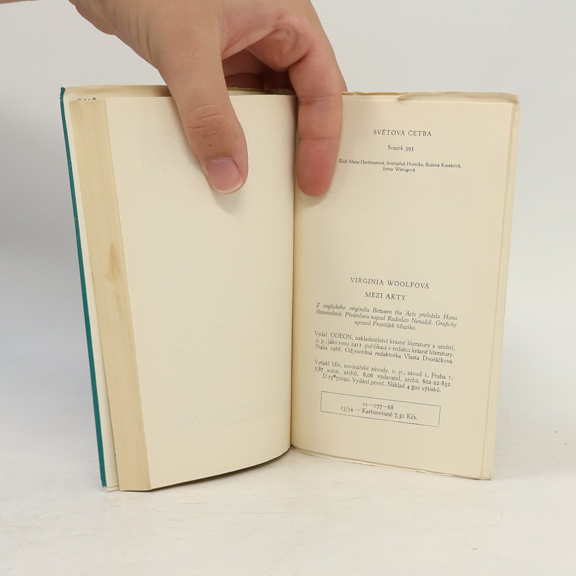 Virginia Woolf Mezi akty