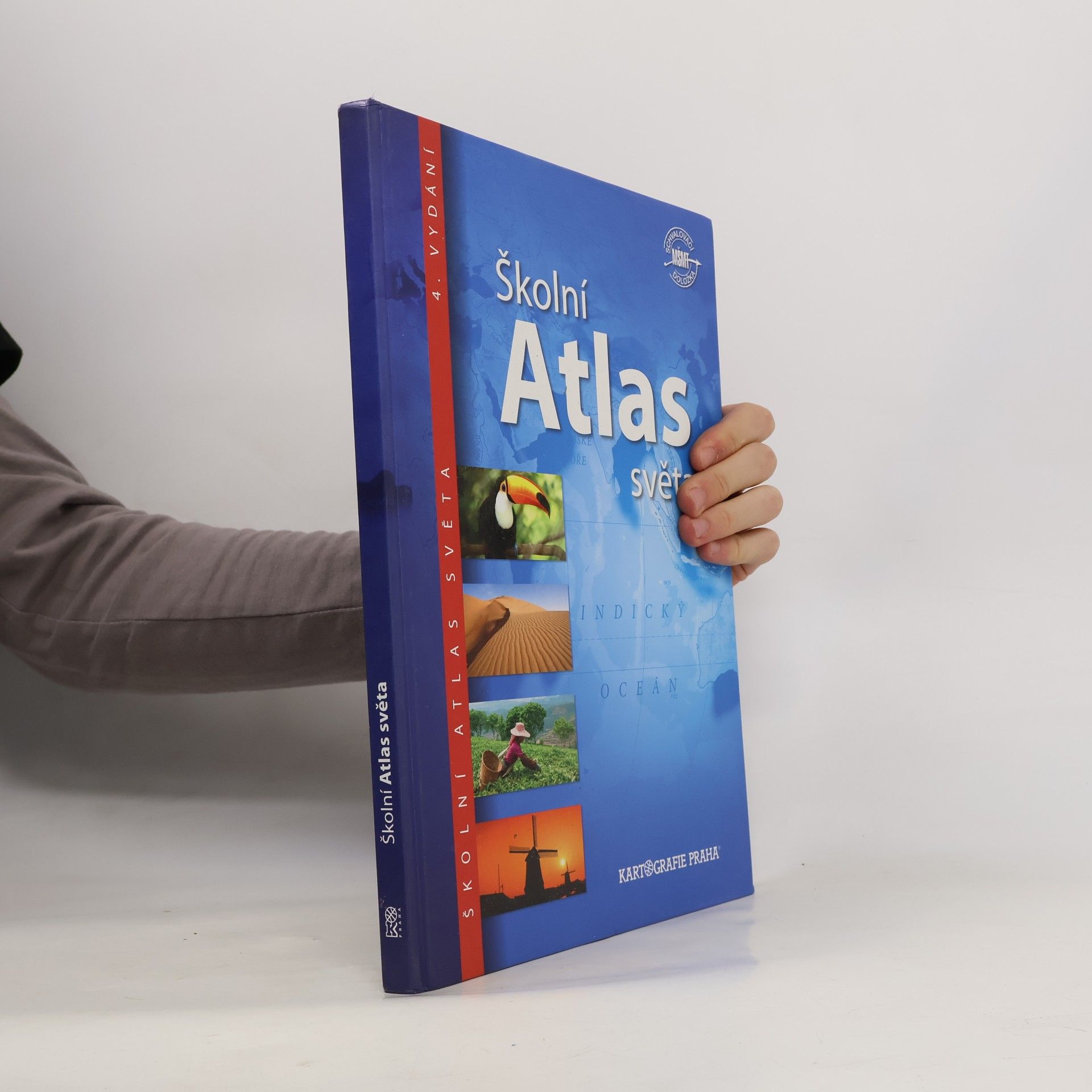 Kolektiv autorů Školní atlas světa