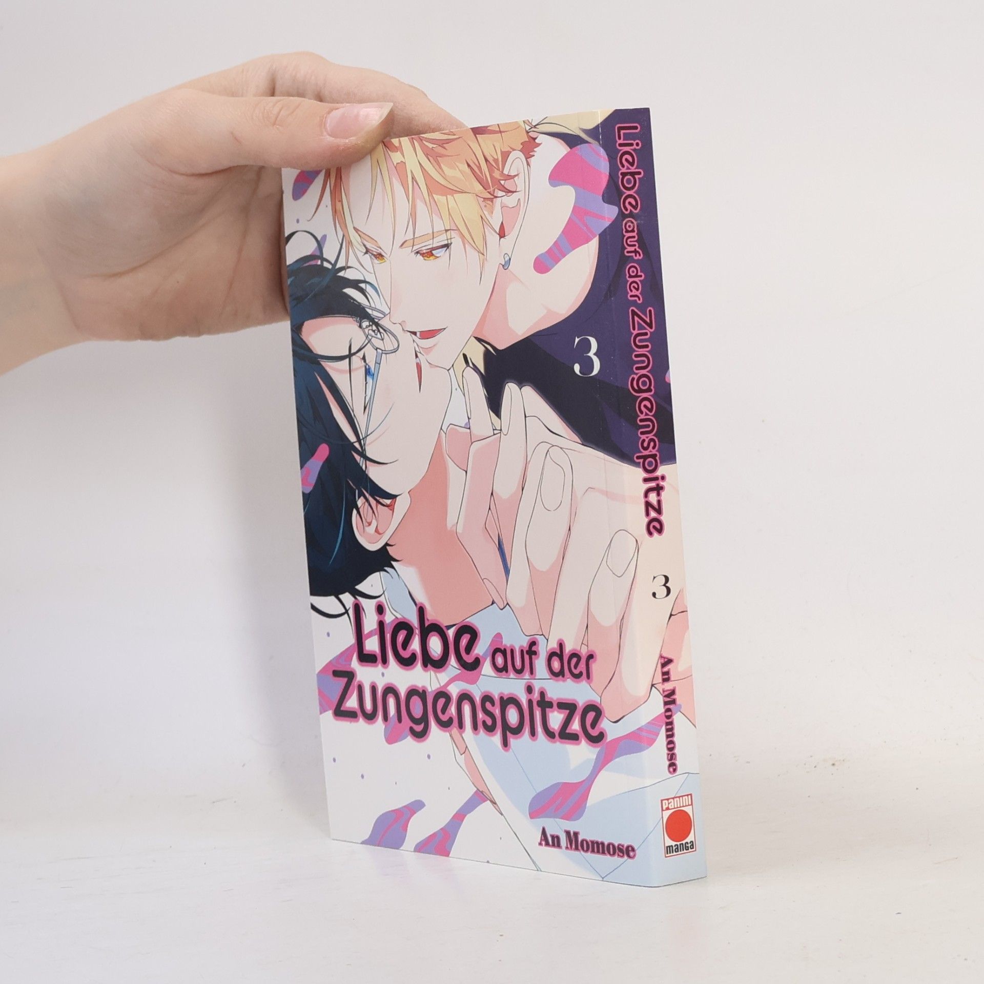 An Momose Liebe auf der Zungenspitze 03
