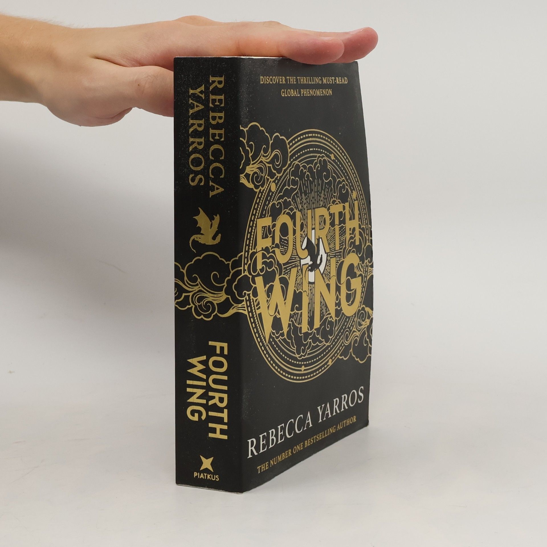 Rebecca Yarros Fourth Wing