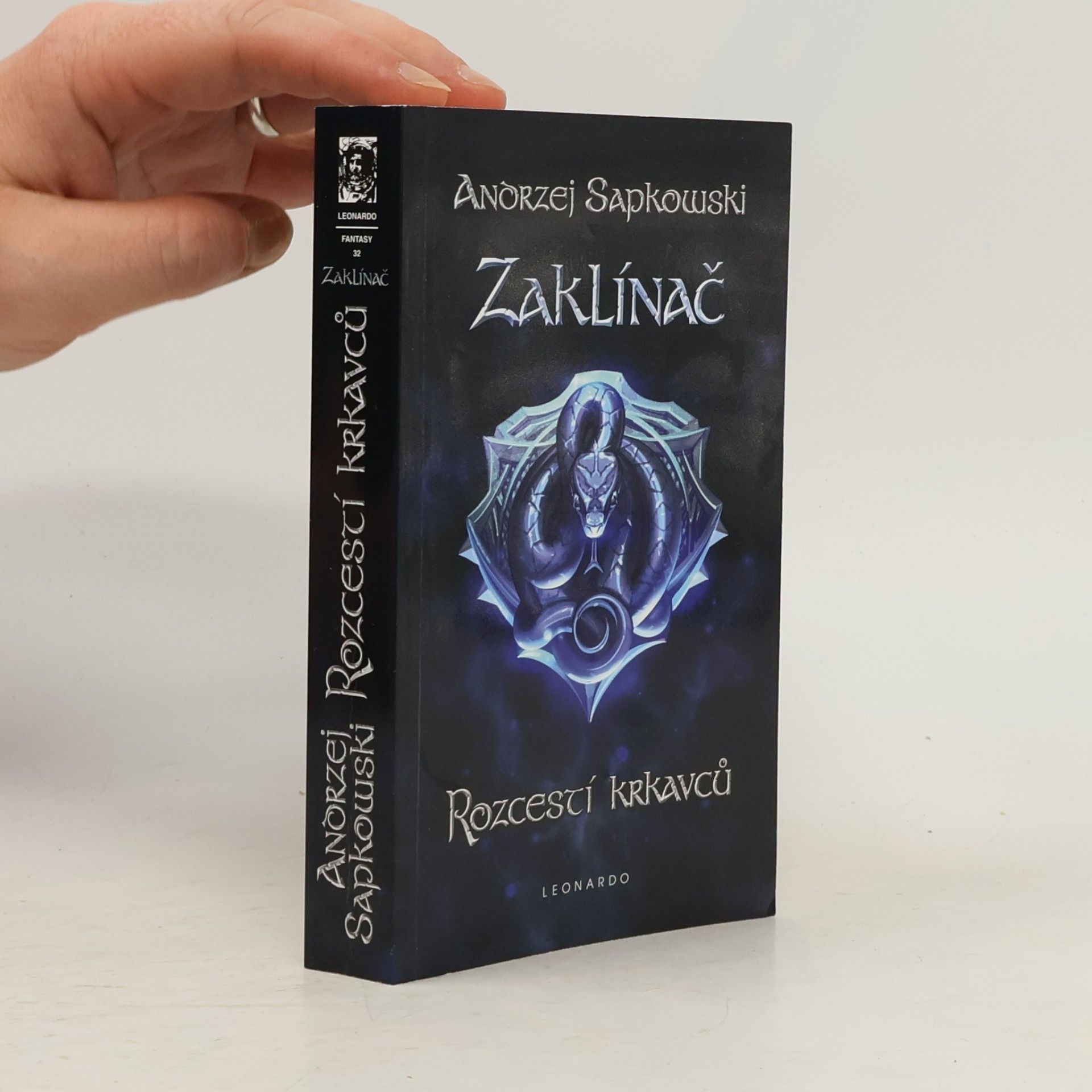 Andrzej Sapkowski Zaklínač IX. Rozcestí krkavců
