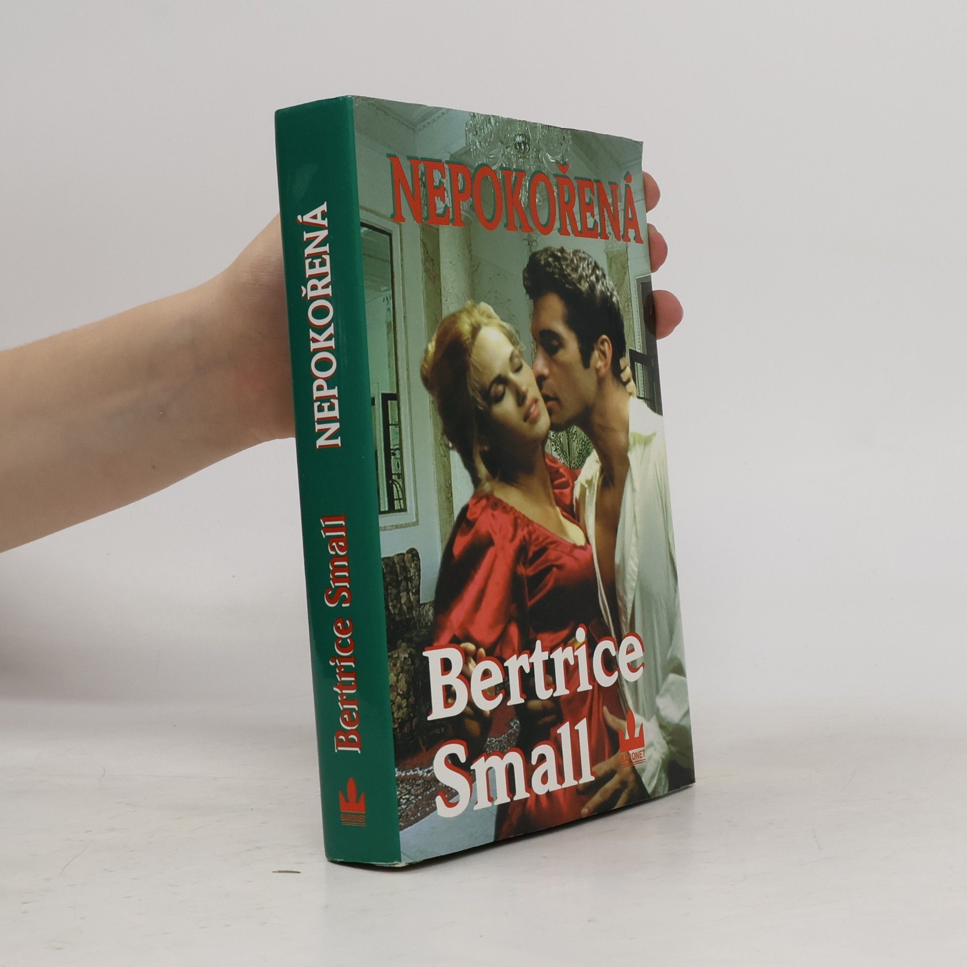 Bertrice Small Nepokořená