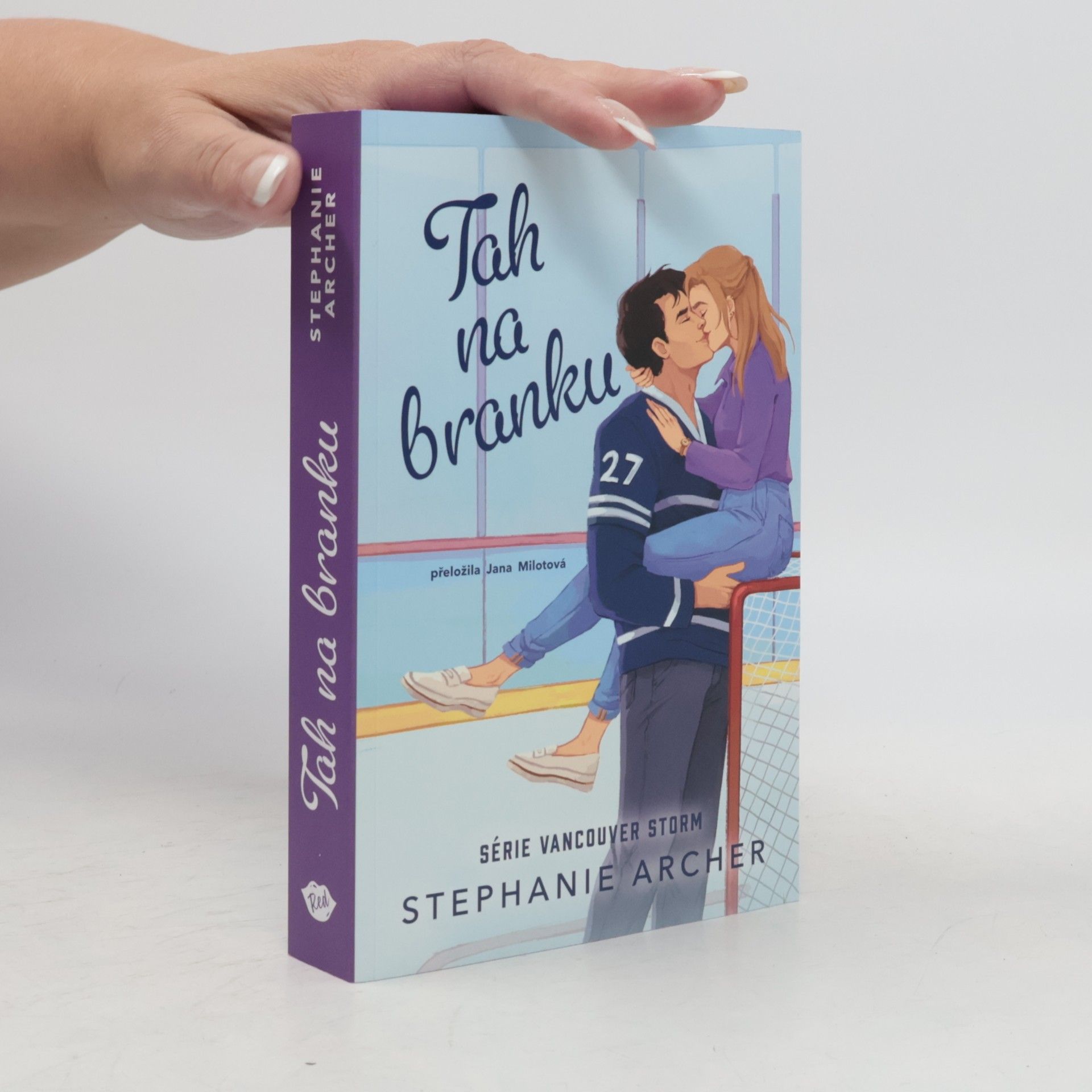 Stephanie Archer Tah na branku