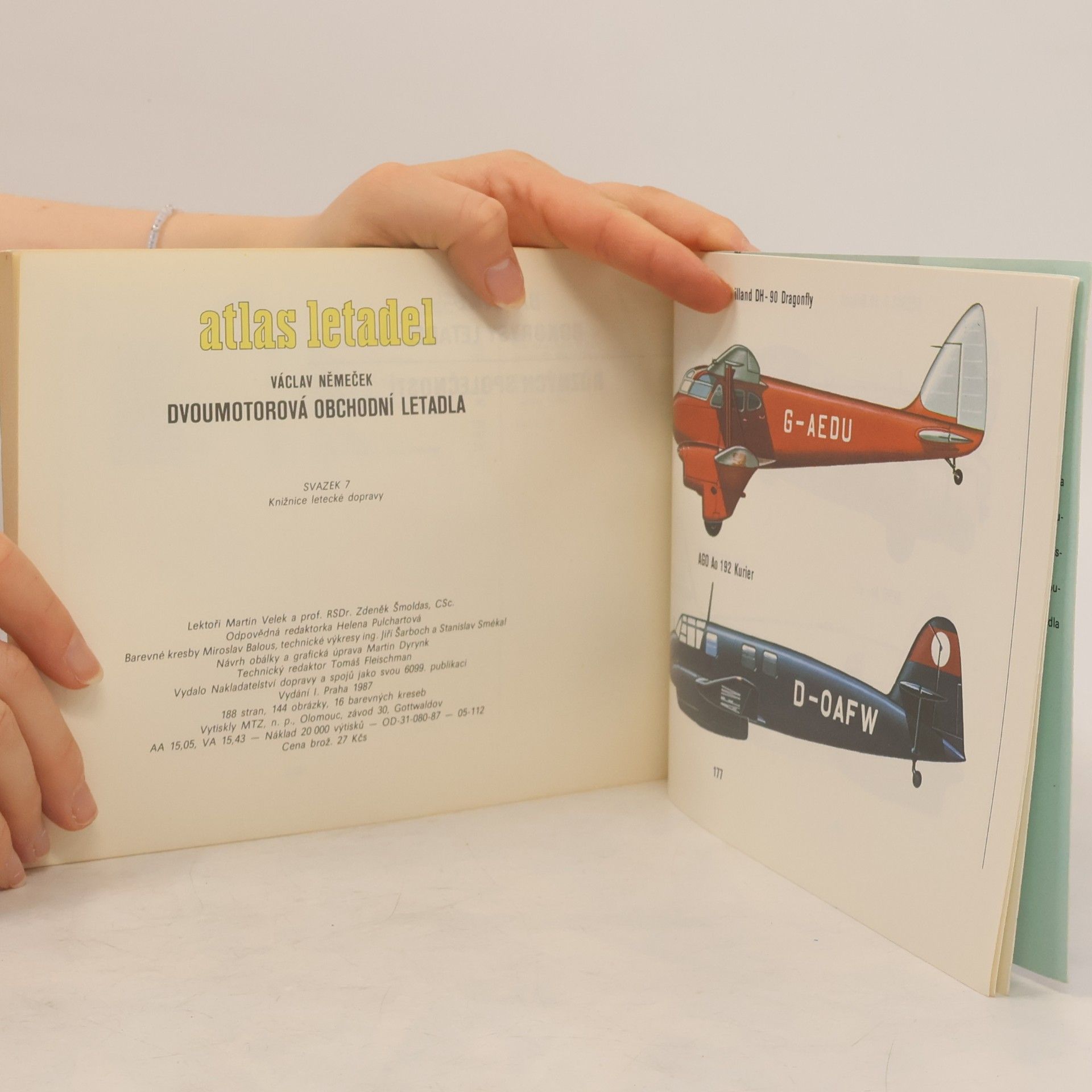 Václav Němeček Atlas letadel 7. Dvoumotorová obchodní letadla