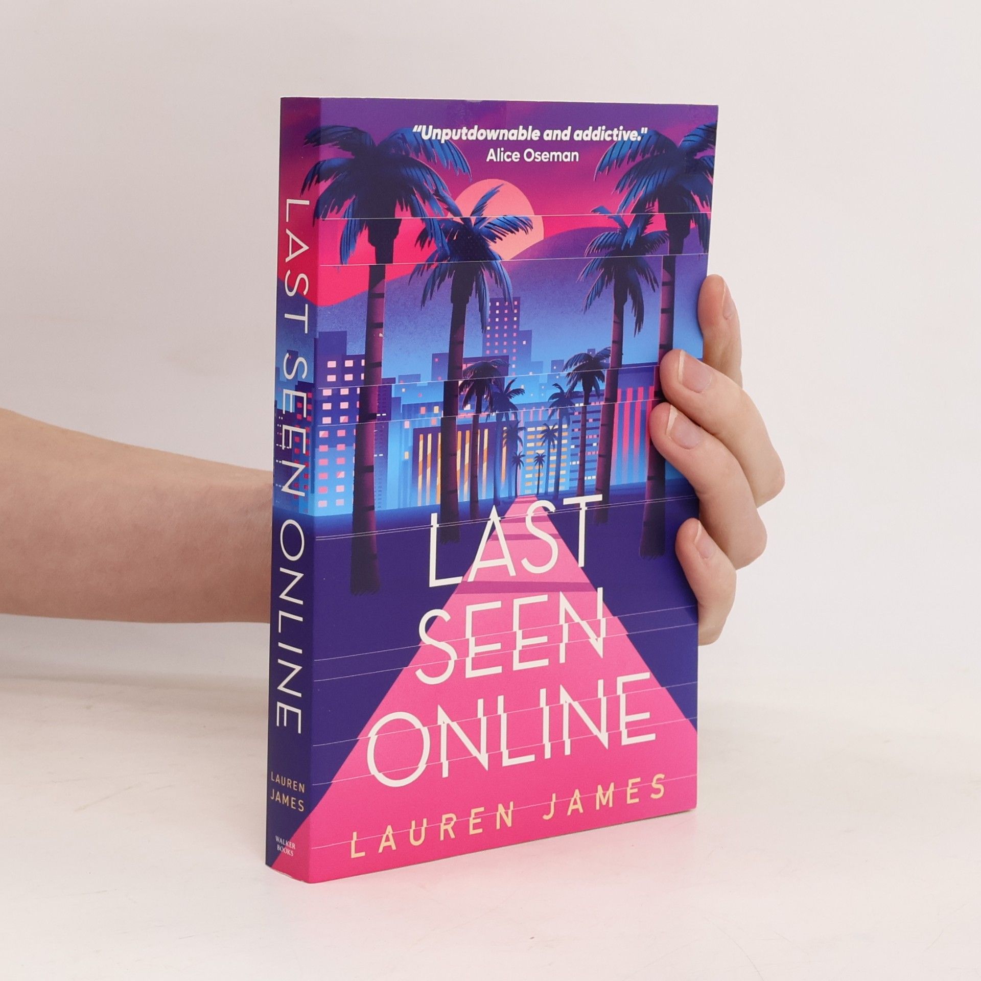 Lauren James Last Seen Online