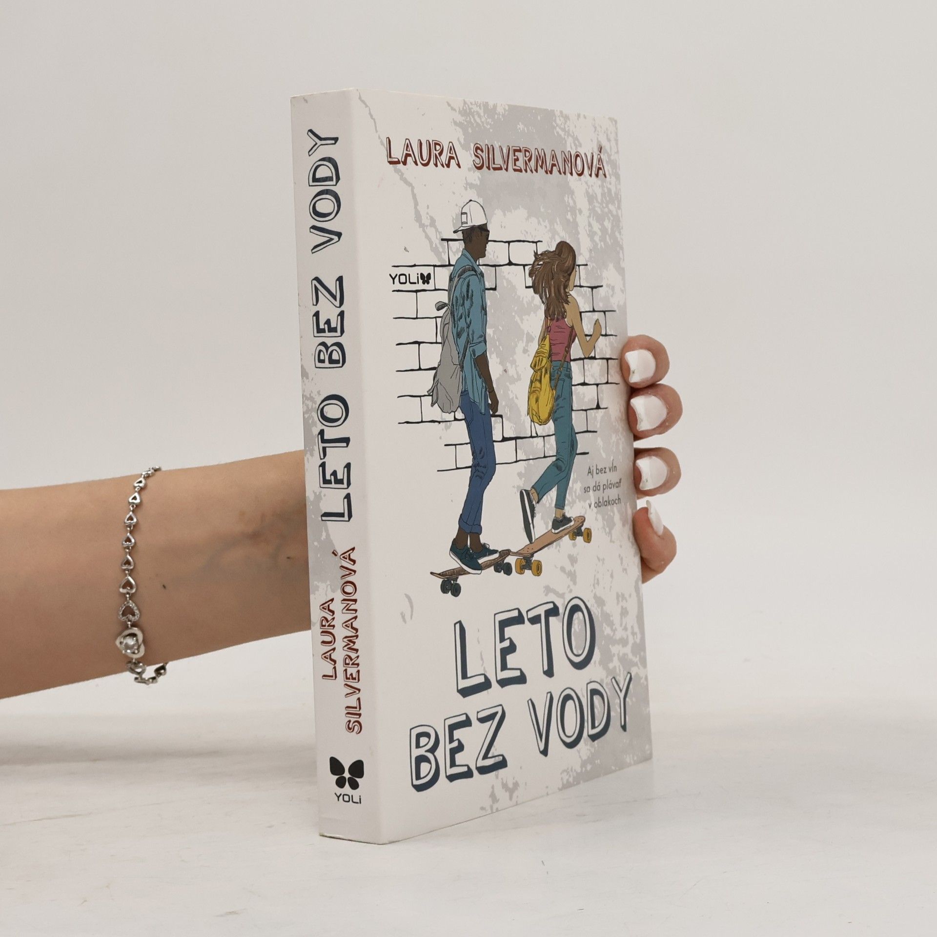 Laura Silverman Leto bez vody
