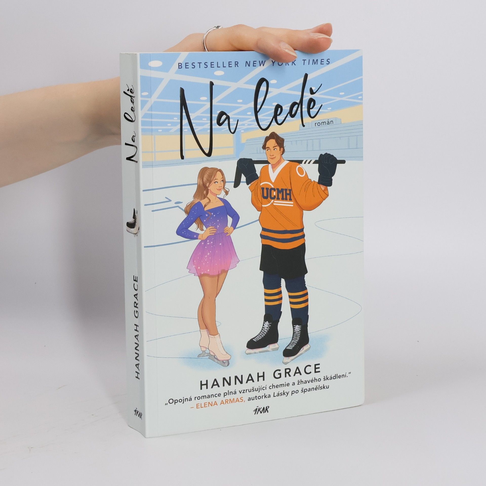 Hannah Grace Na ledě