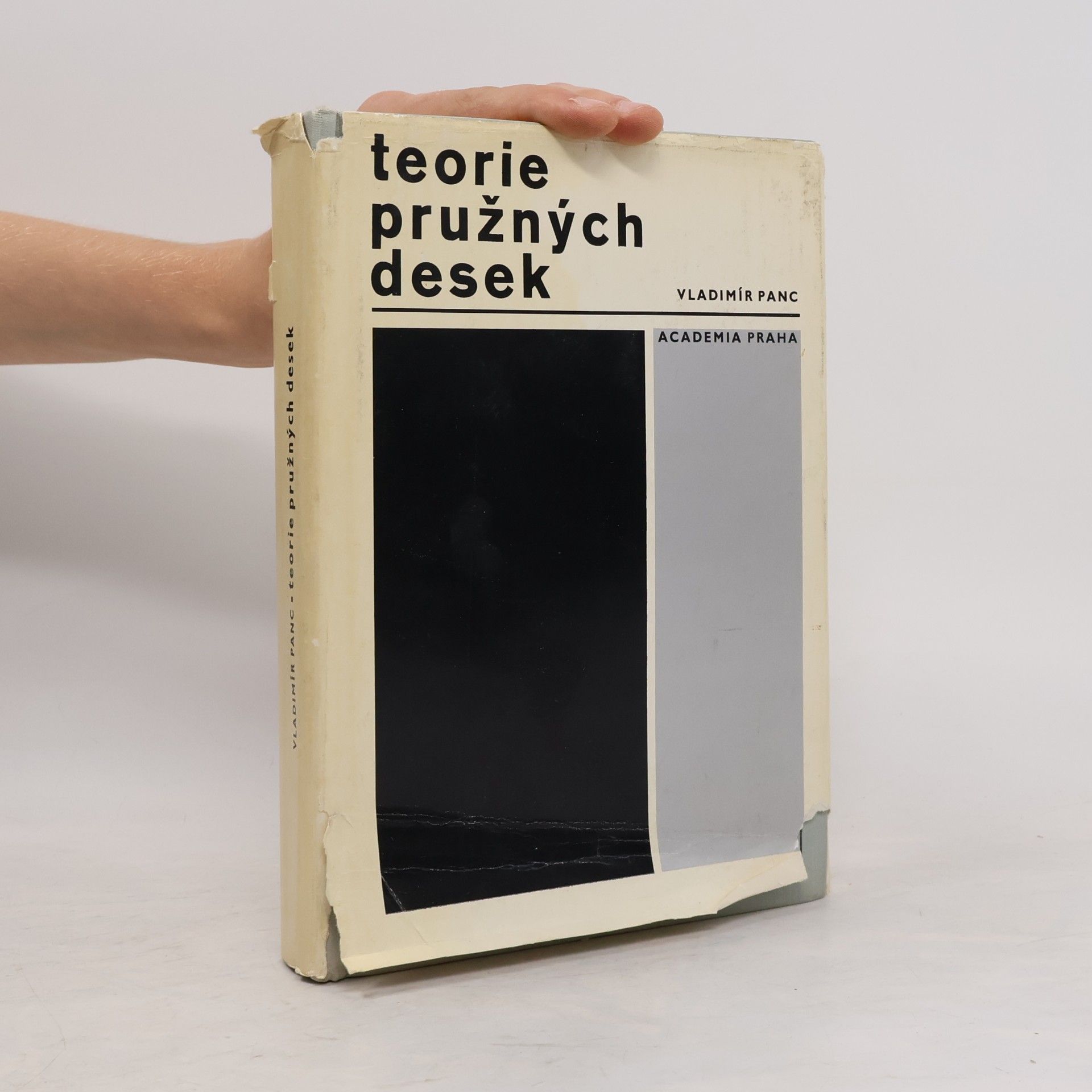 Vladimír Panc Teorie pružných desek