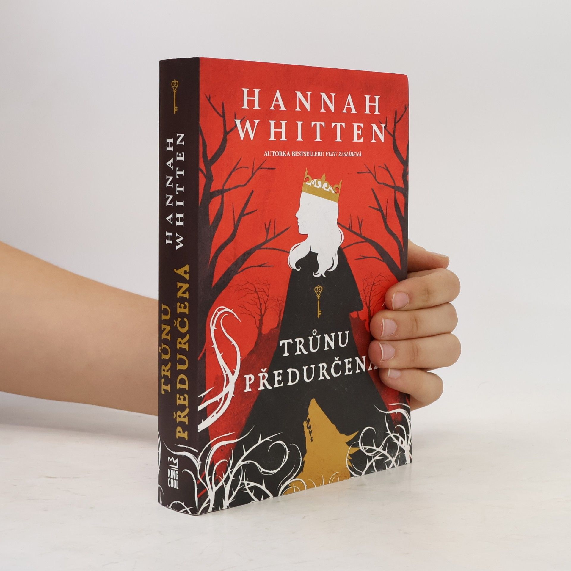 Hannah Whitten Trůnu předurčená