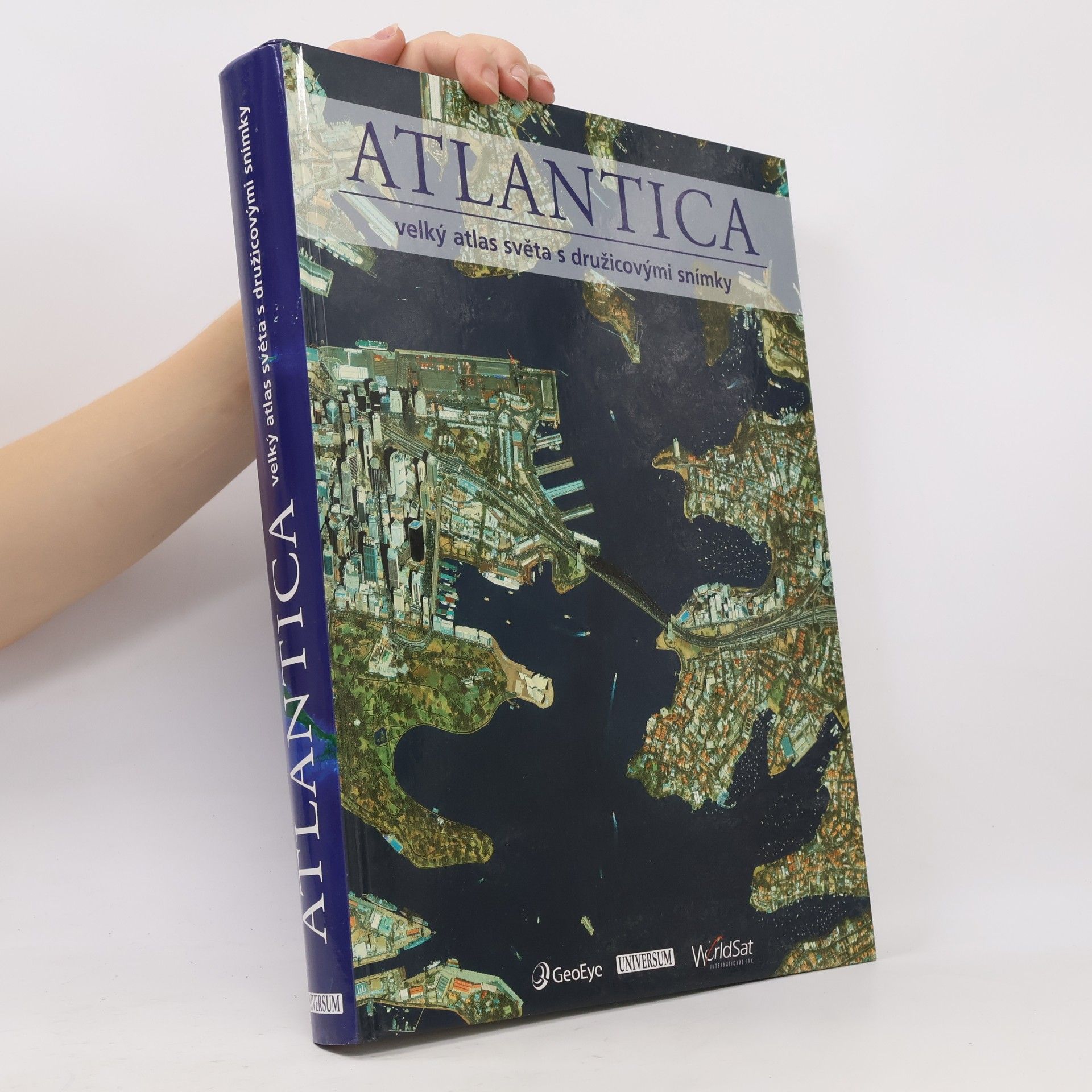 Ambros Brucker Atlantica velký atlas světa s družicovými snímky