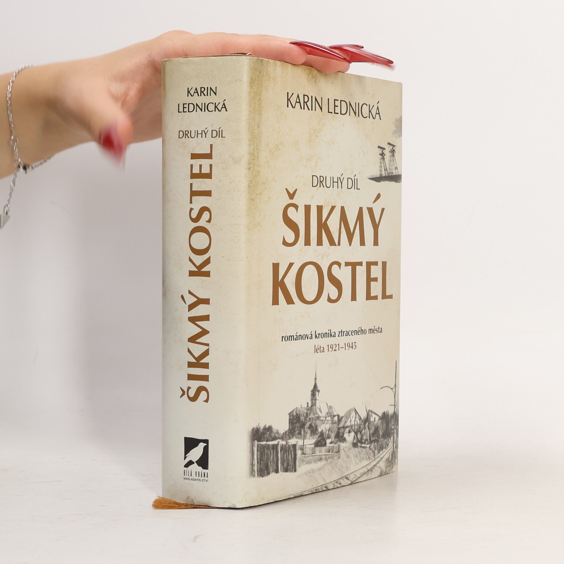 Karin Lednická Šikmý kostel 2