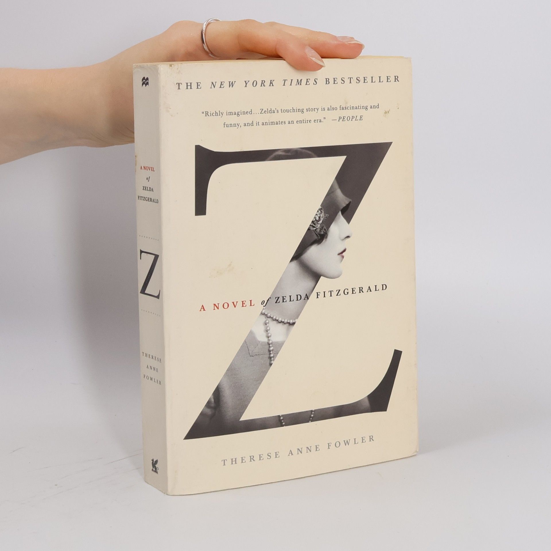 Therese Fowler Z