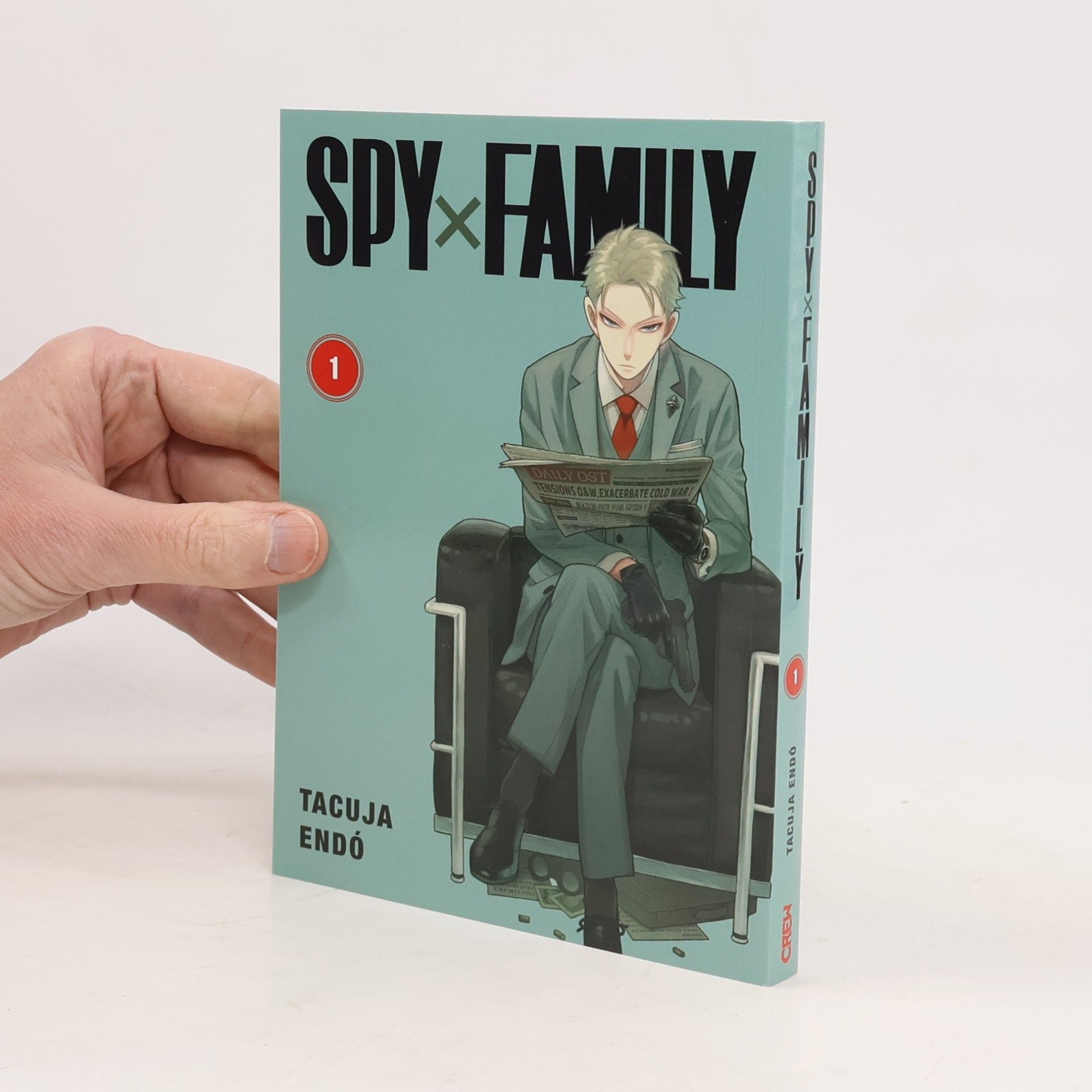 Tacuja Endó Spy x Family 1