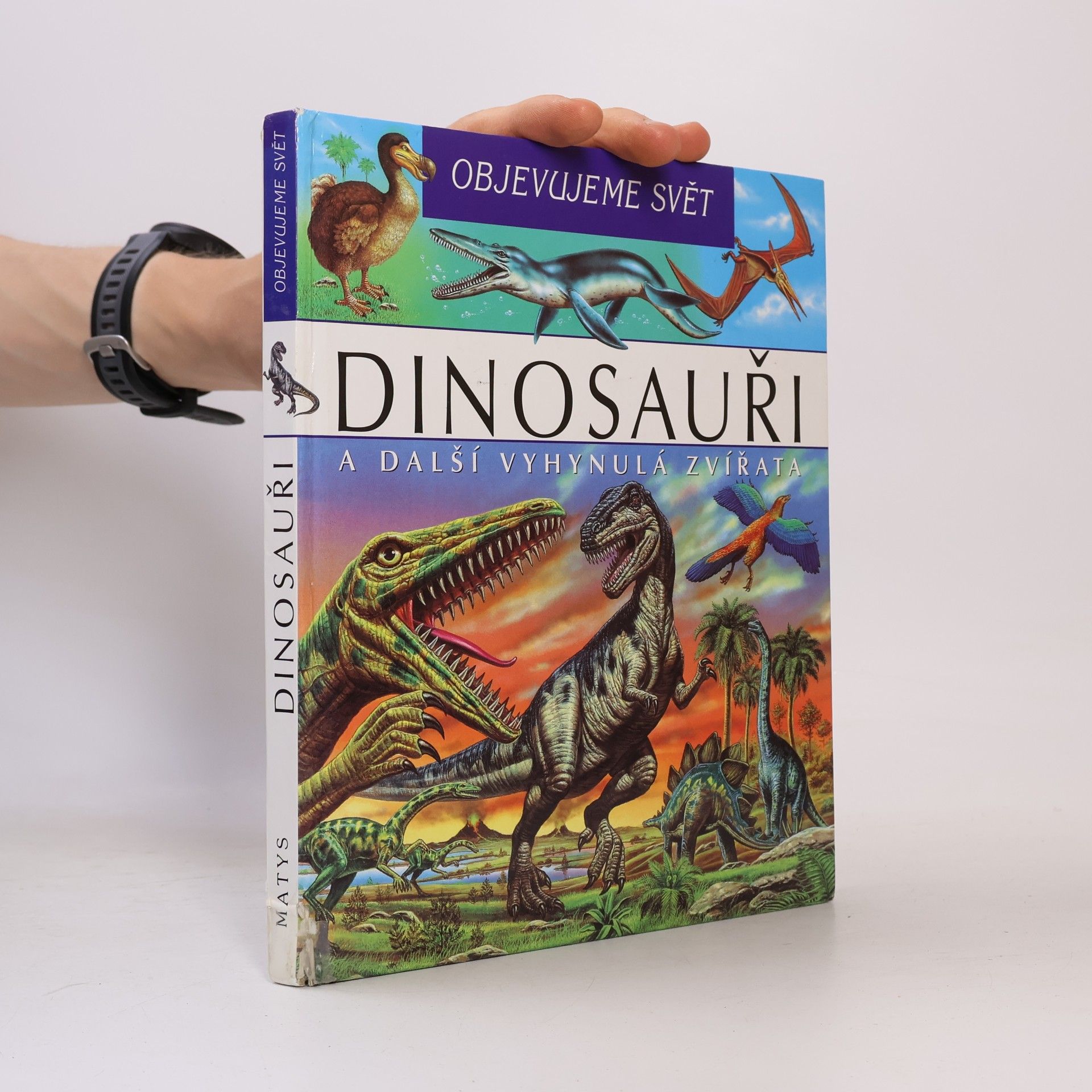 Laure Cambournac Dinosauři a další vyhynulá zvířata