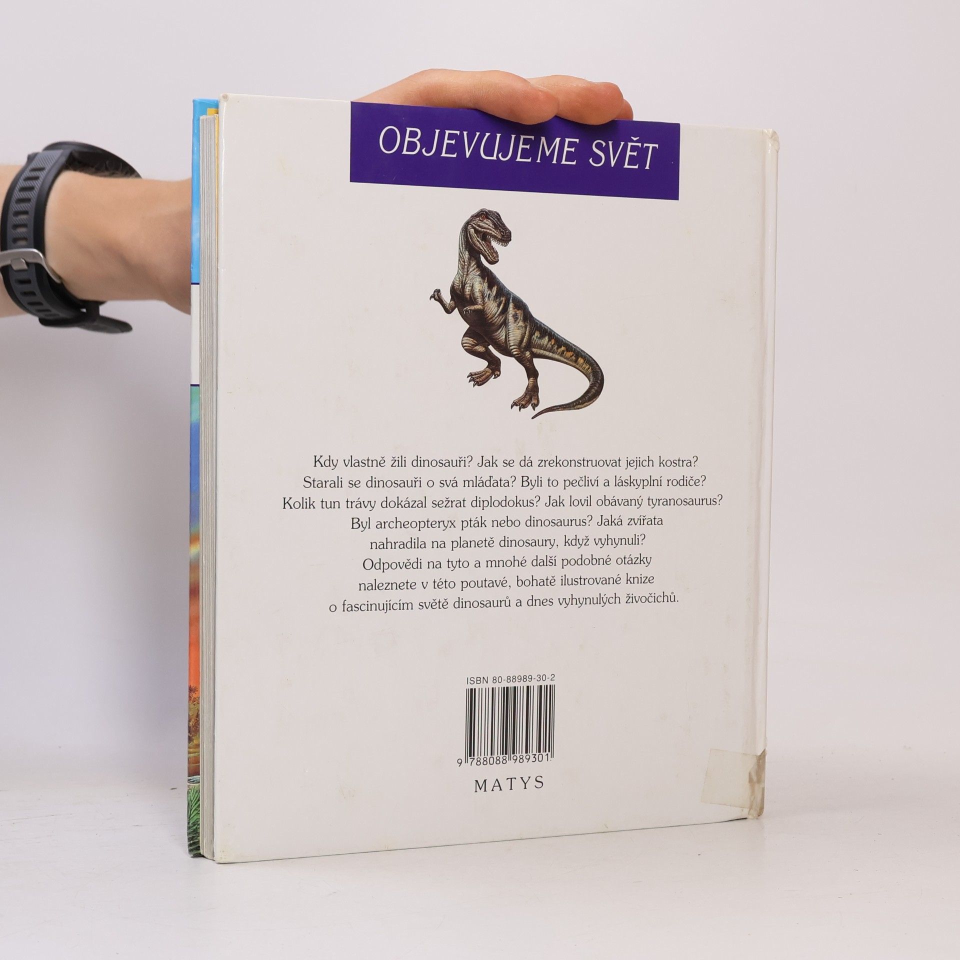 Laure Cambournac Dinosauři a další vyhynulá zvířata