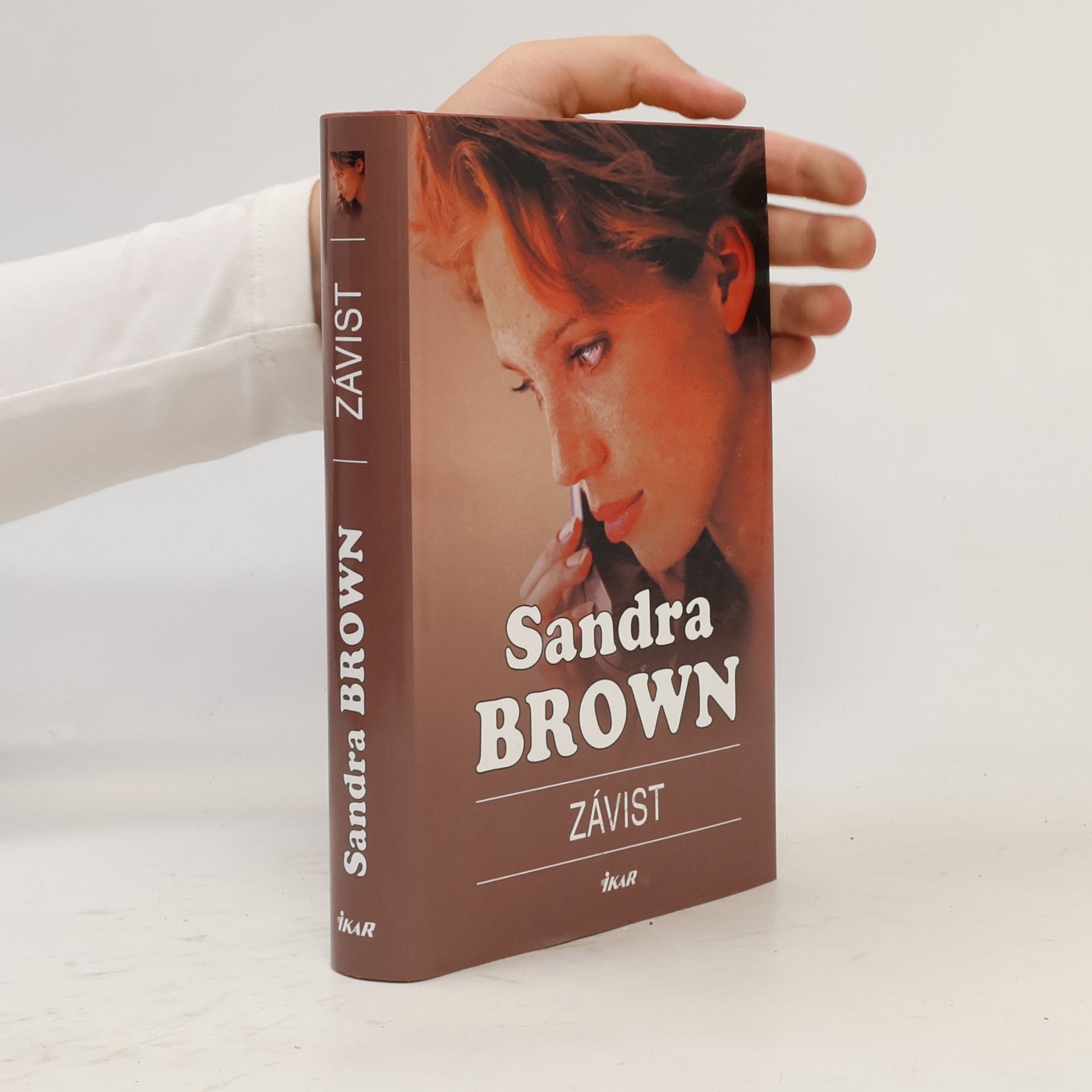 Sandra Brown Závist