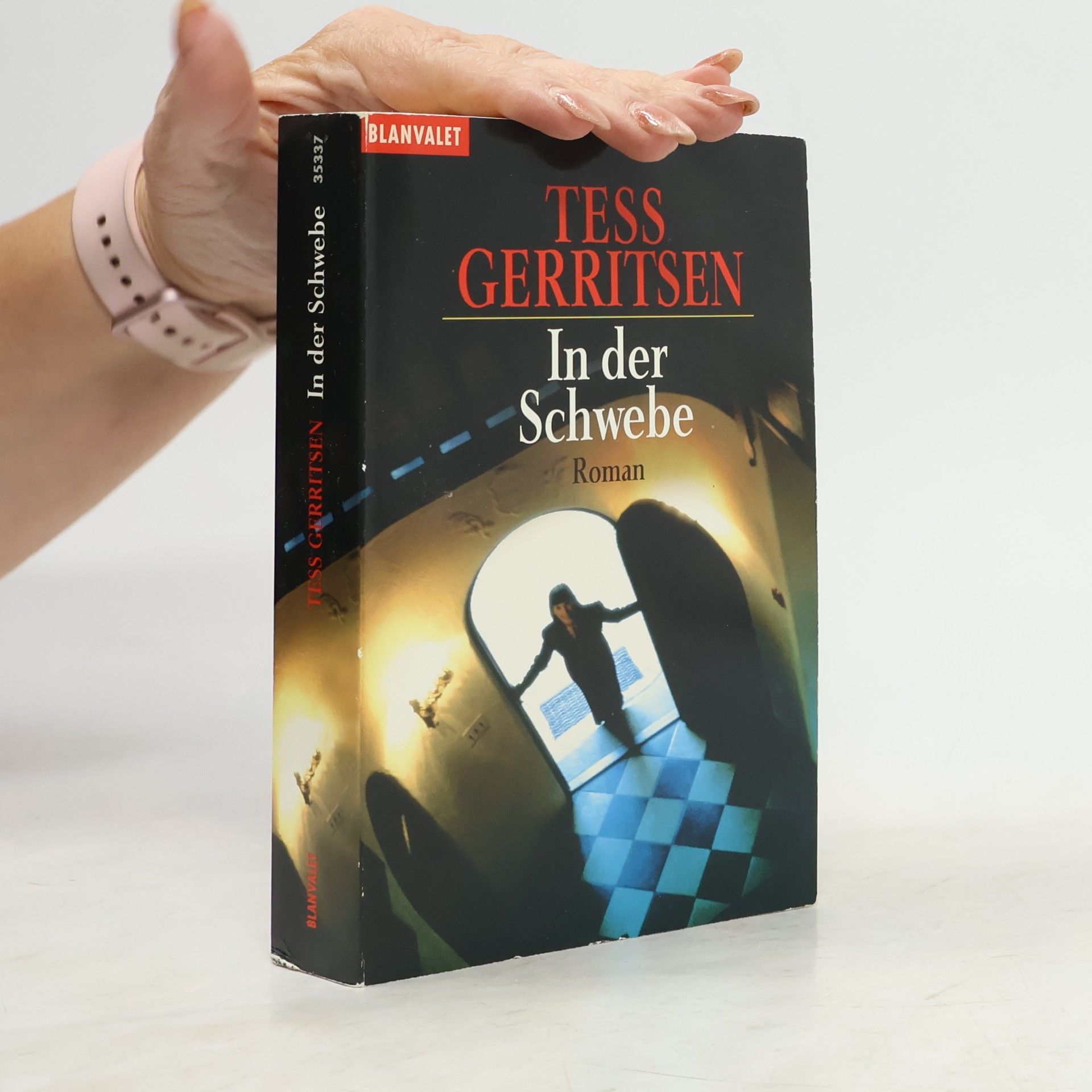 In der Schwebe