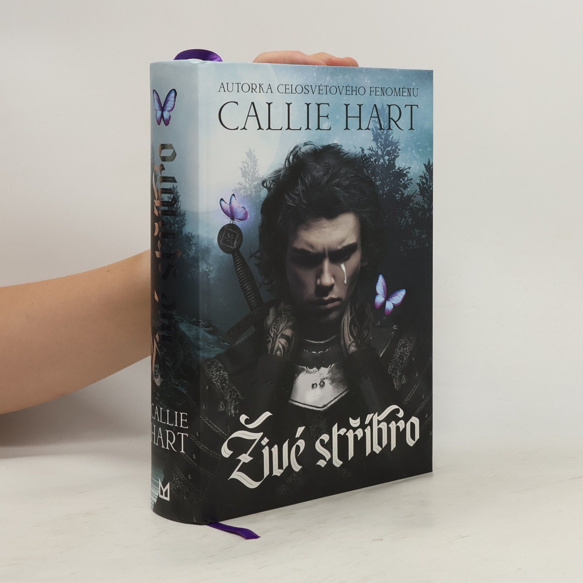Callie Hart Živé stříbro
