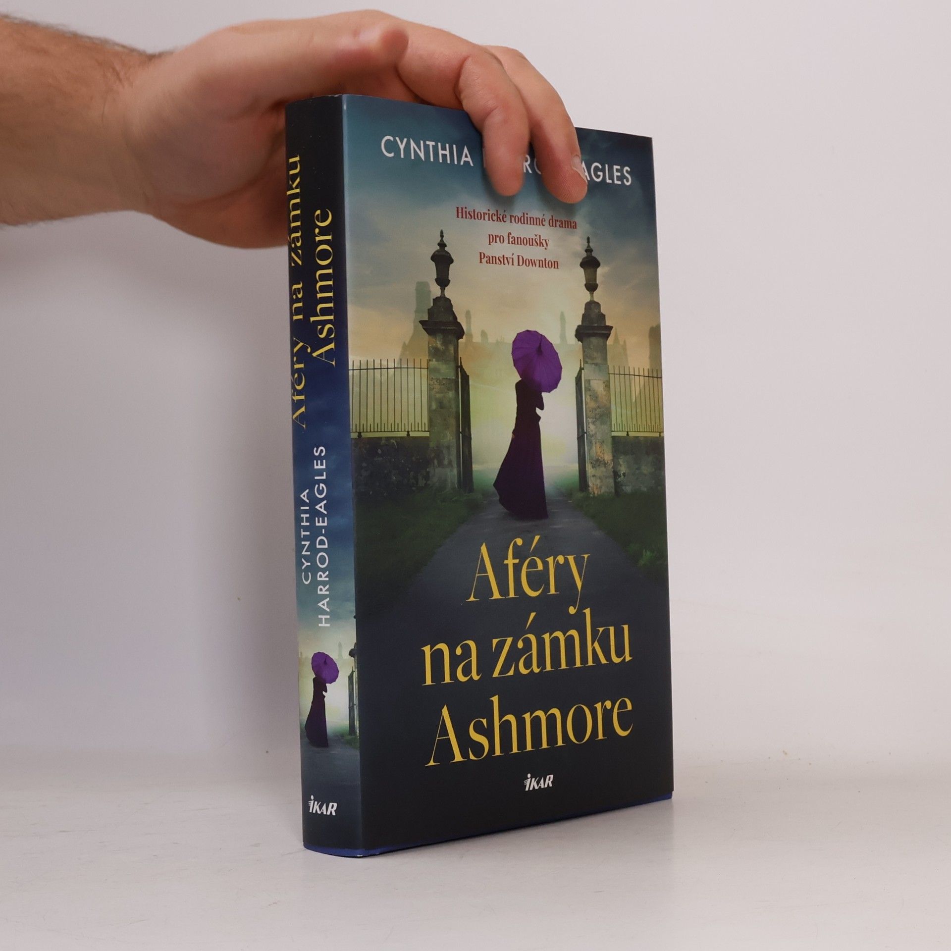 Cynthia Harrod-Eagles Aféry na zámku Ashmore
