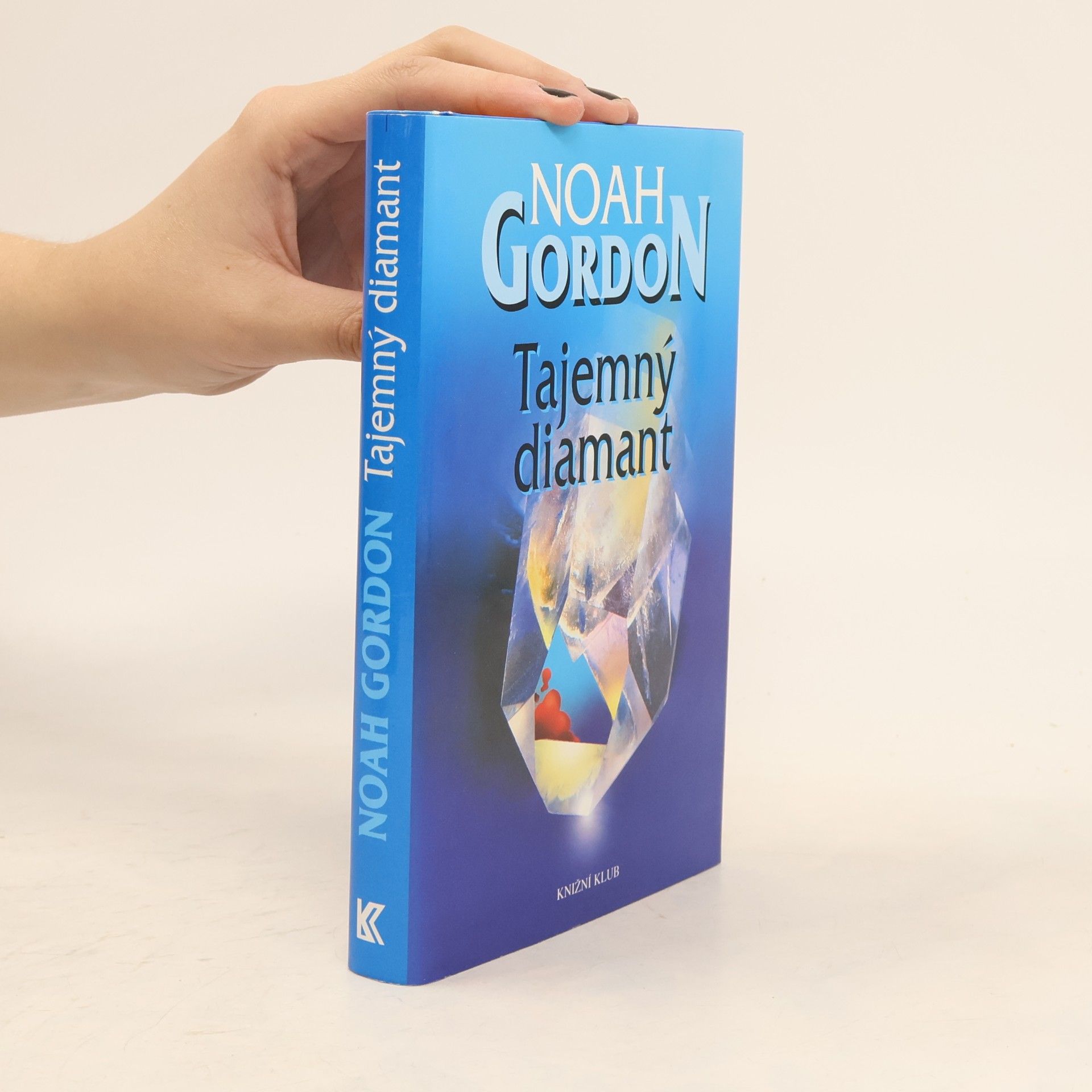 Noah Gordon Tajemný diamant