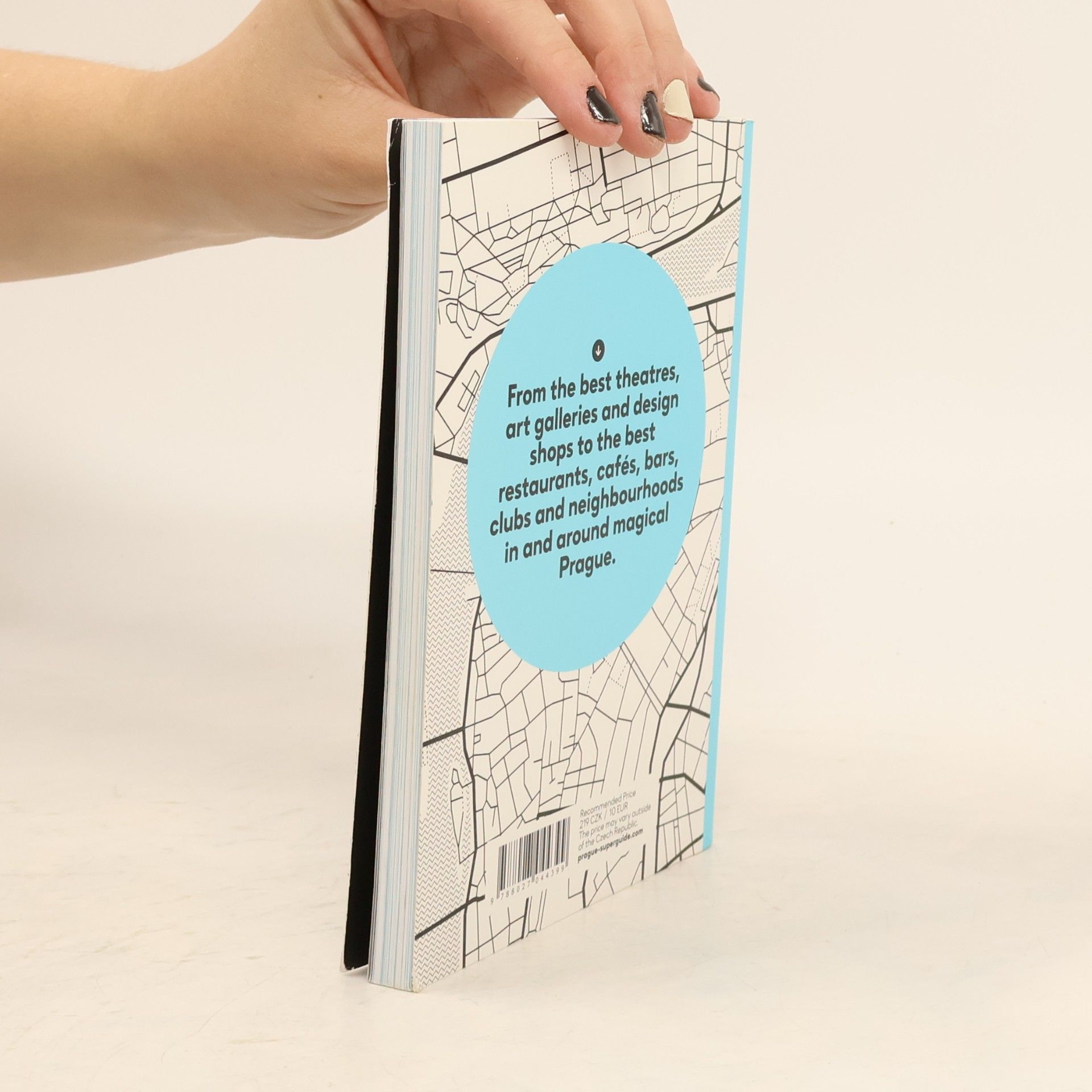 kolektiv Prague superguide: First authentic no-bullshit guide curated by locals edition No.4 (+mapa)