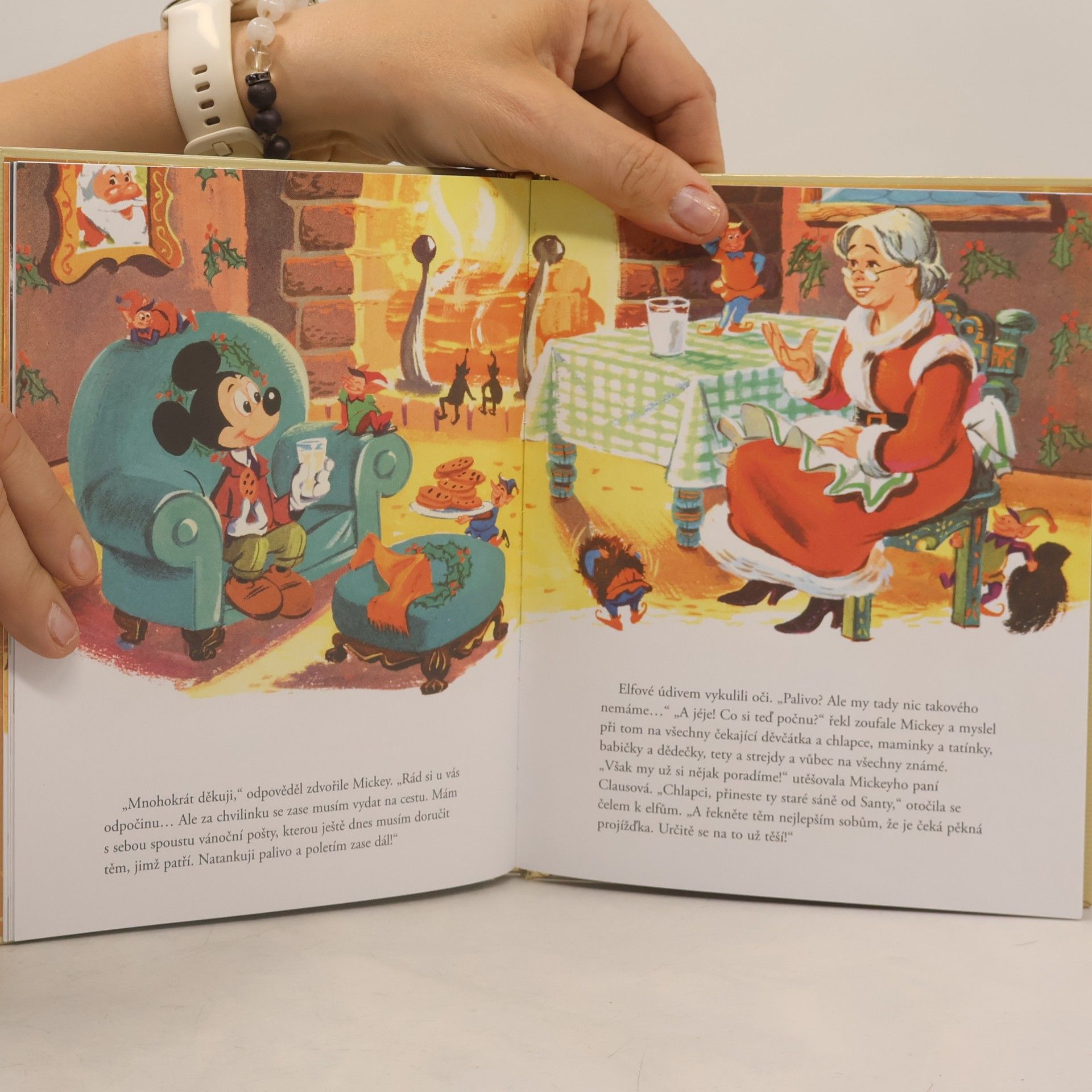 Kolektiv autorů Zlatá sbírka pohádek 17. Mickey Mouse a vánoční pošta