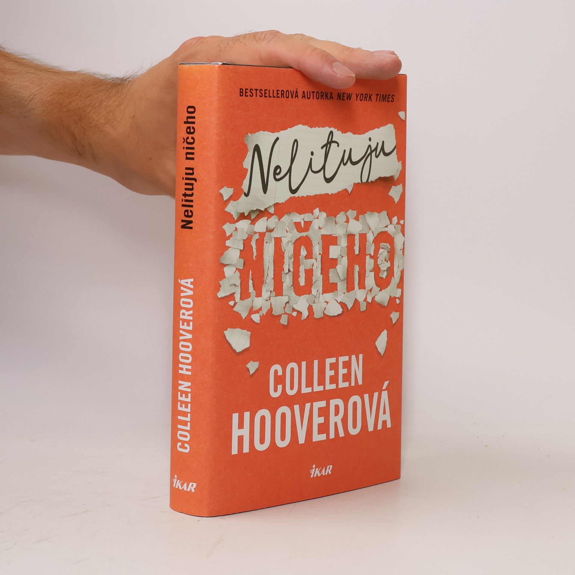 Colleen Hoover Nelituju ničeho