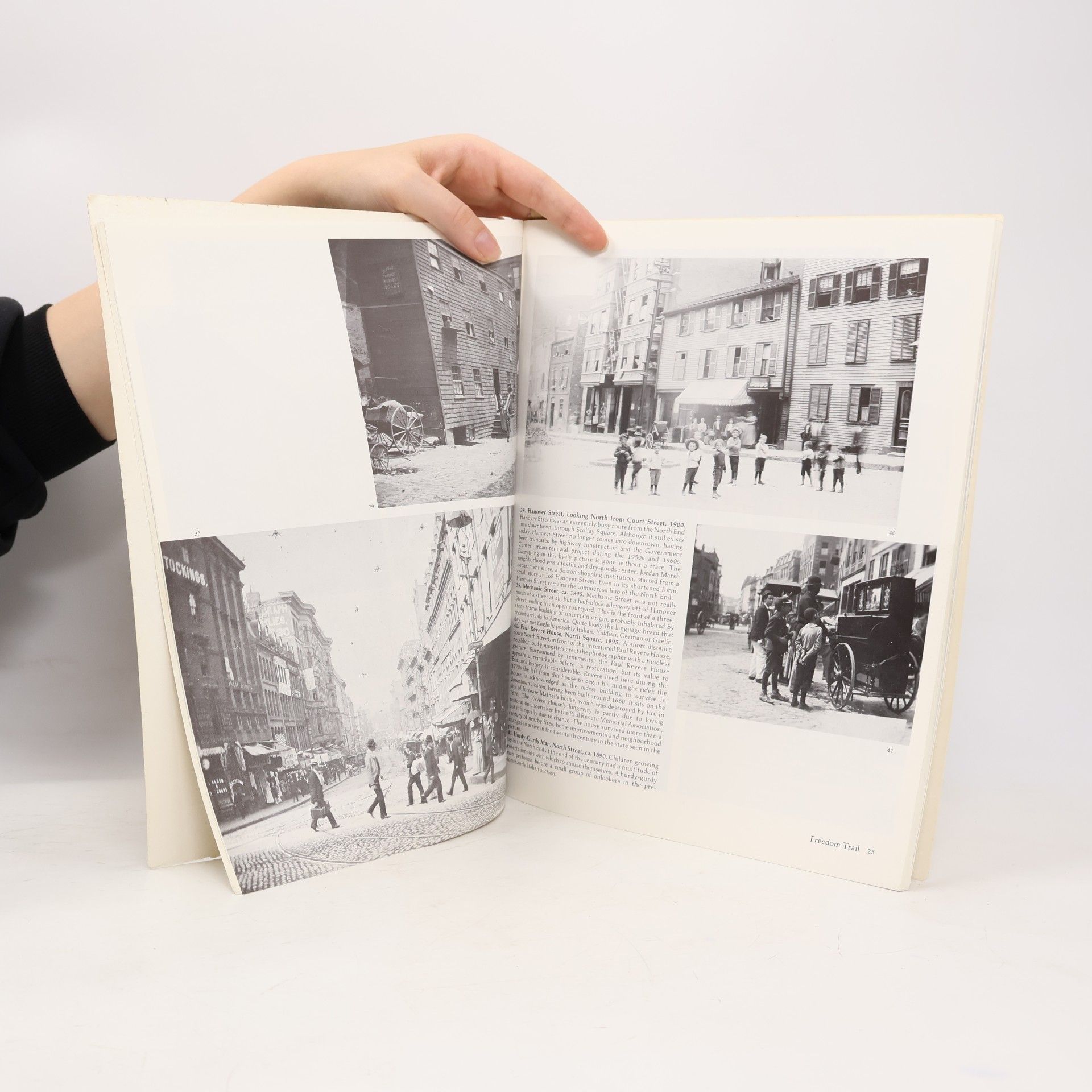 Philip Bergen Old Boston in Early Photographs, 1850-1918