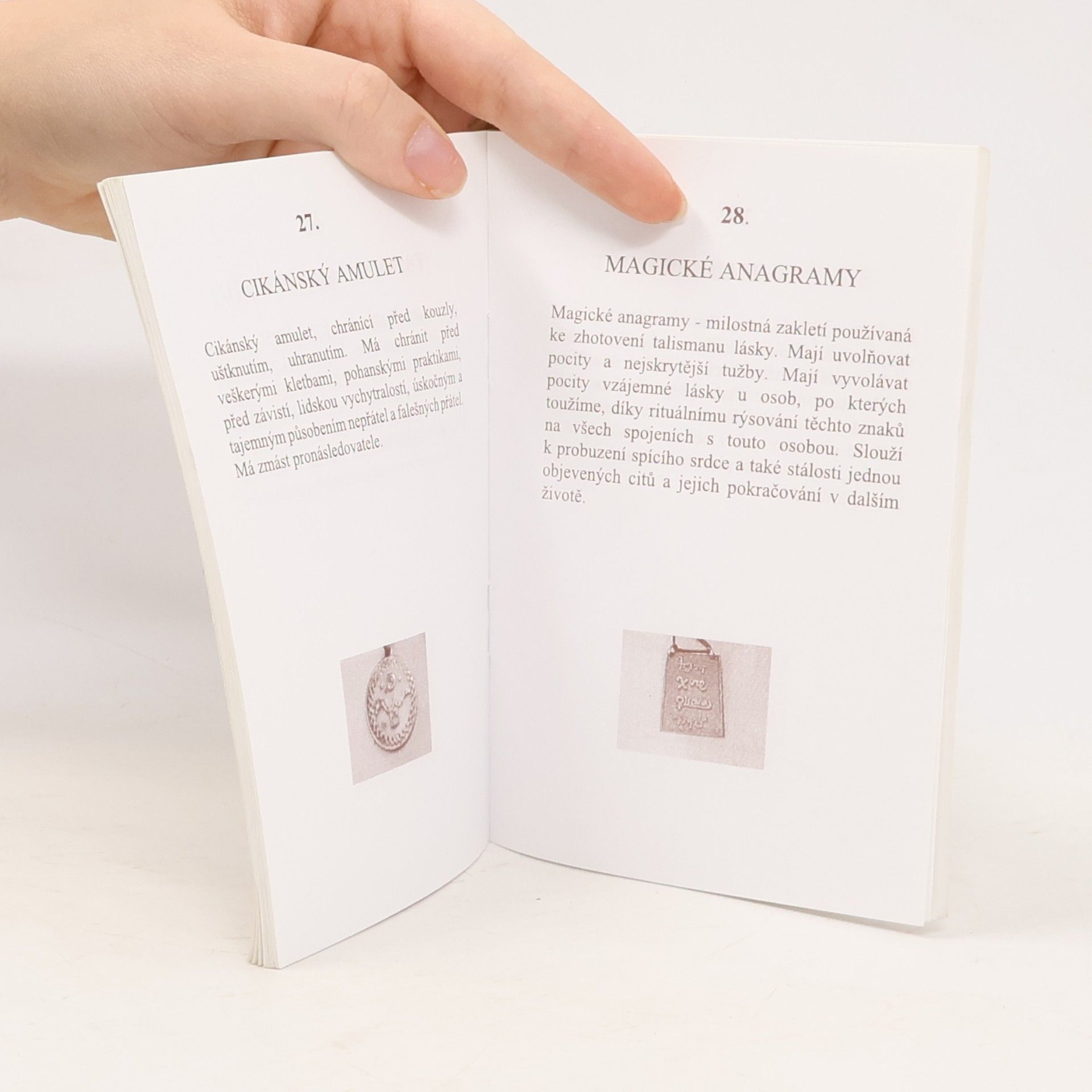 kolektiv Amulety, symboly, talismany